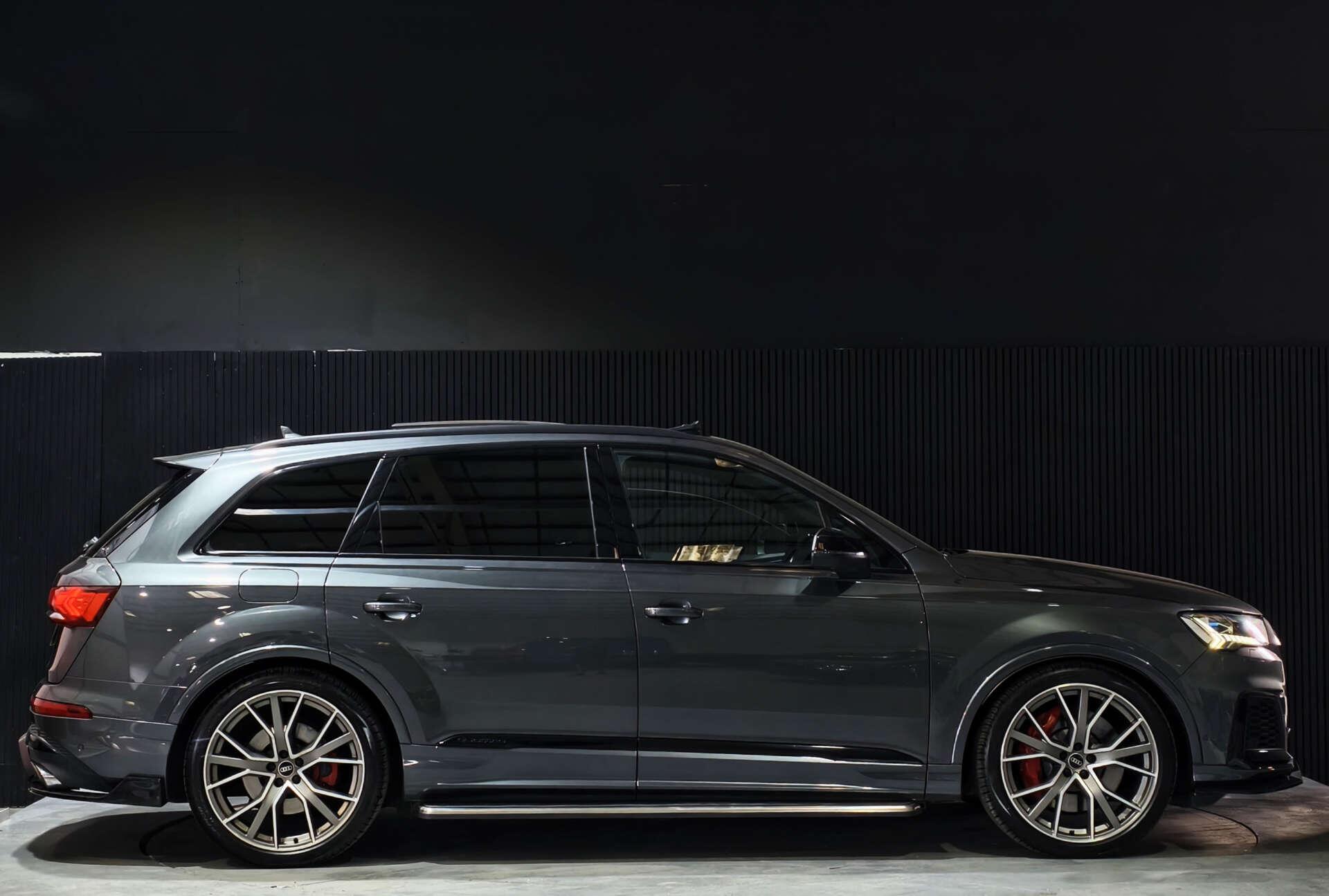 Audi SQ7 view 20