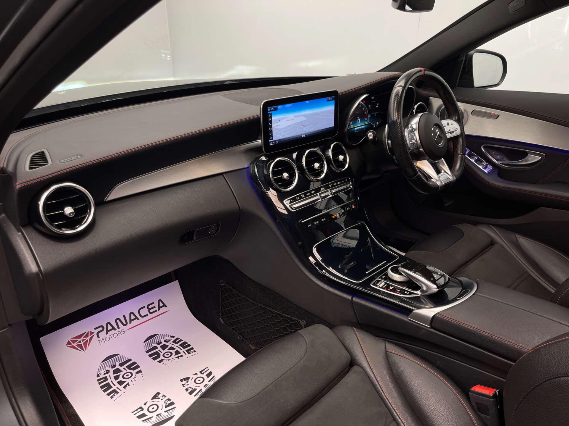 Mercedes-Benz C Class view 36