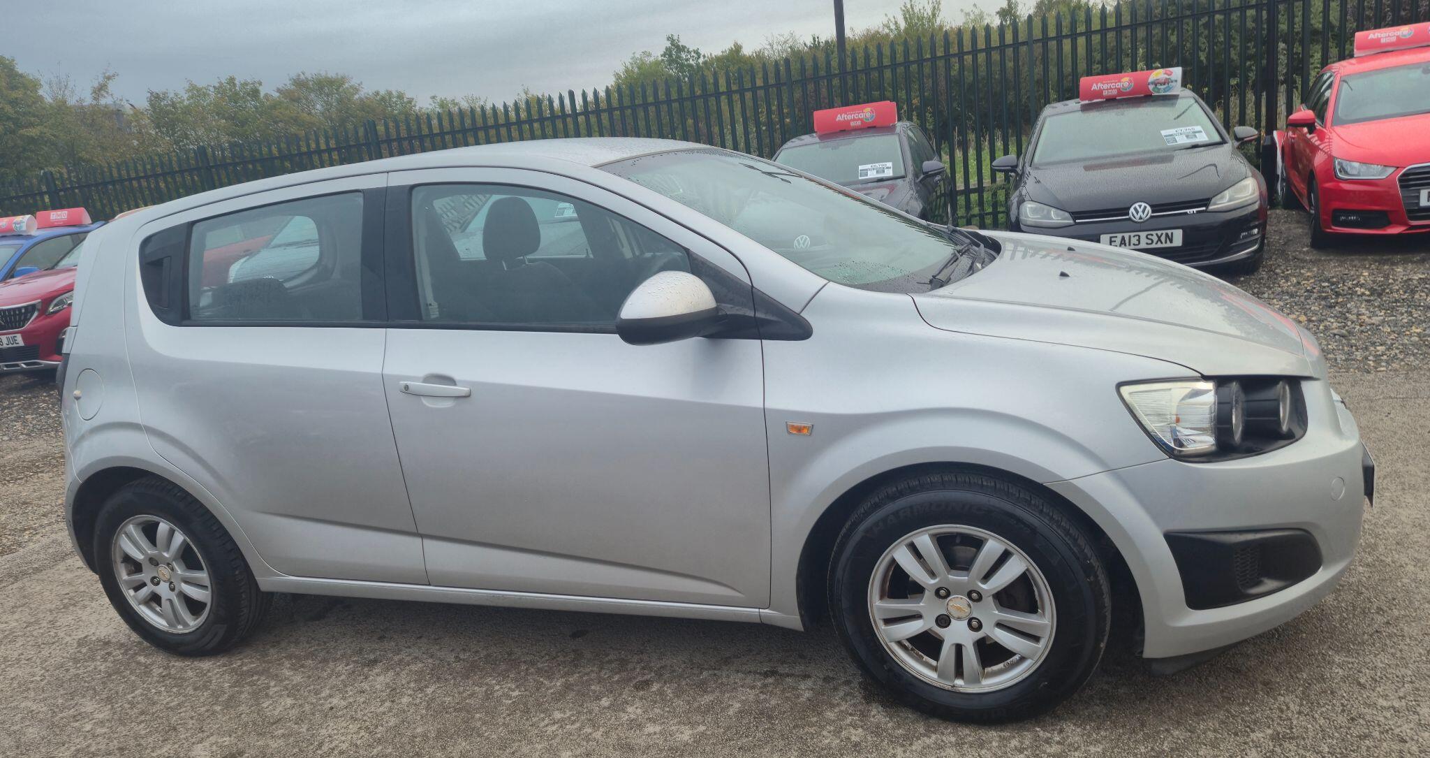 Chevrolet Aveo view 6