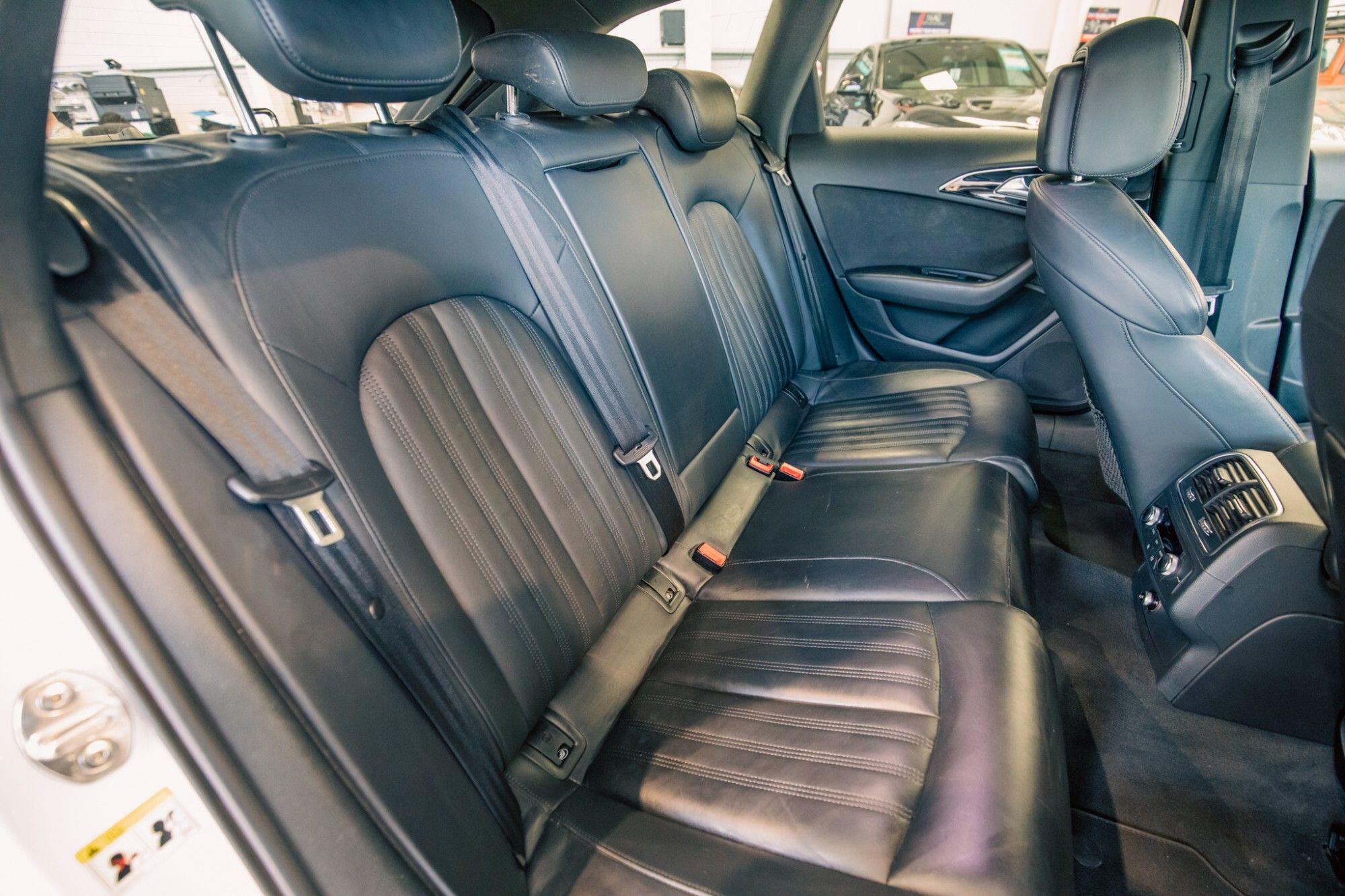 Audi A6 view 10