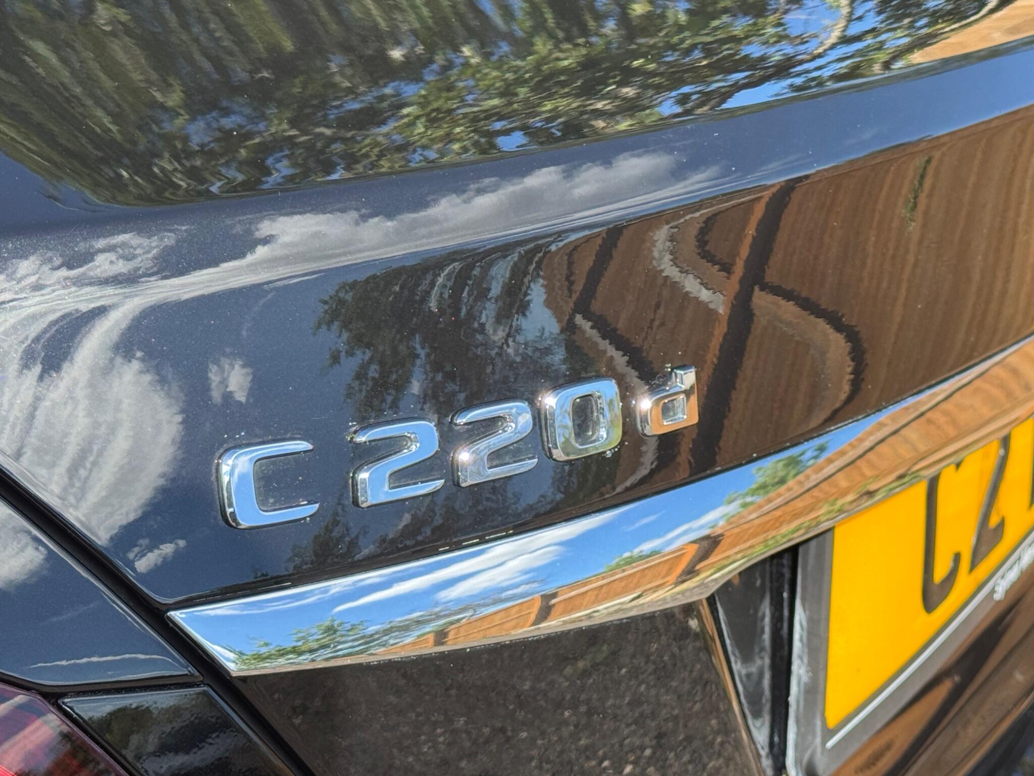 Mercedes-Benz C-Class view 50
