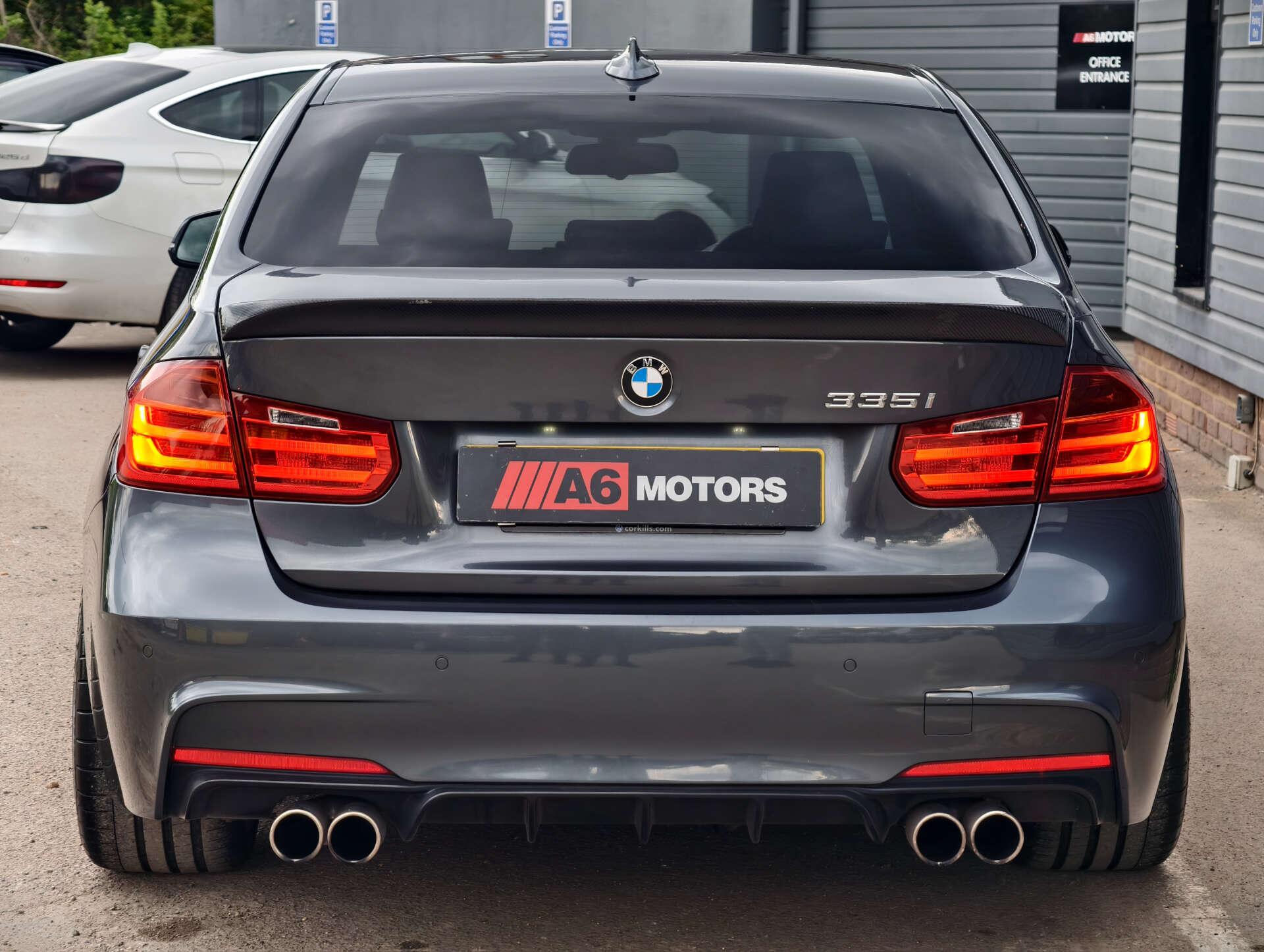 BMW 3 Series view 19