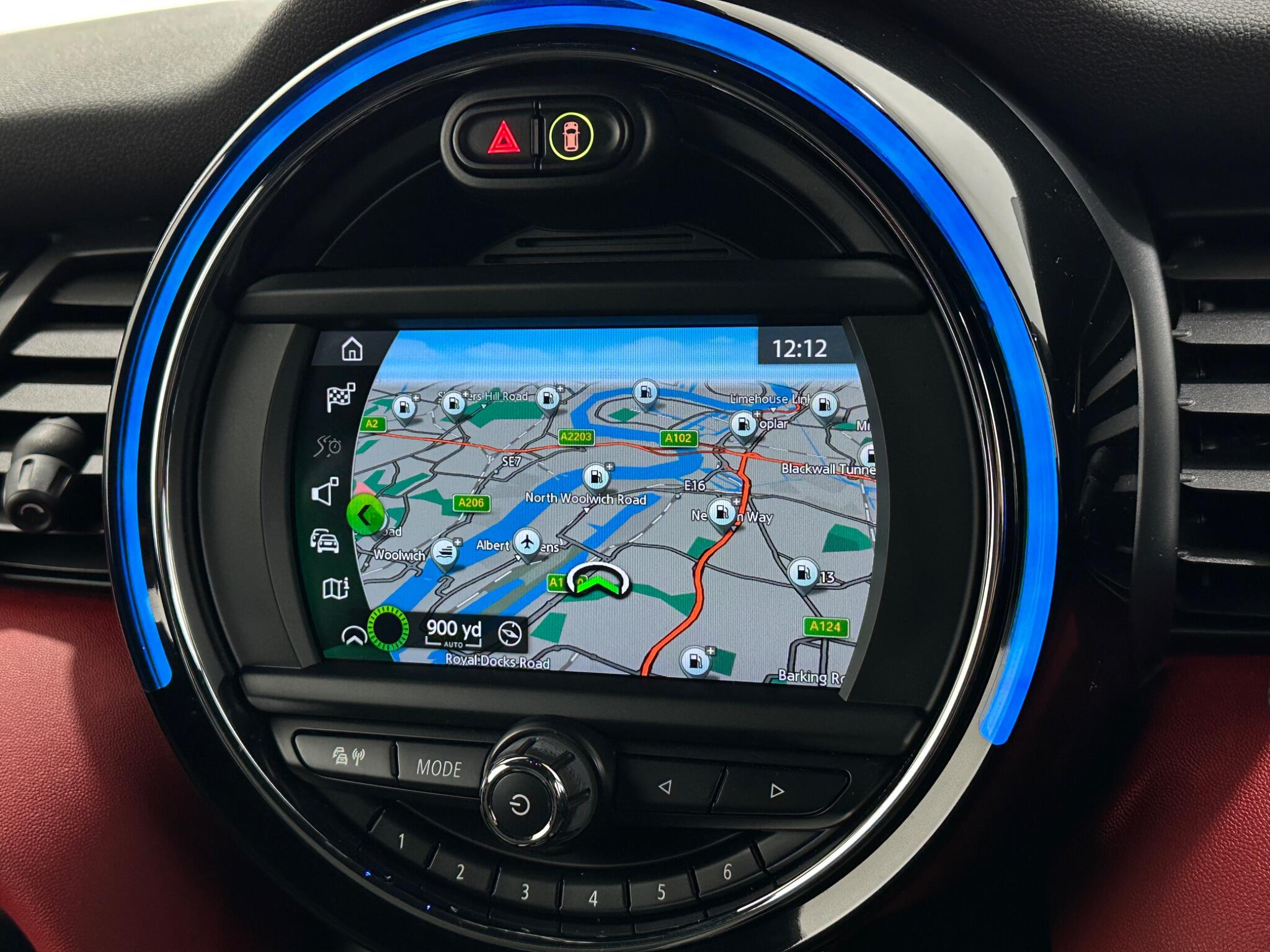 Mini Hatch view 24