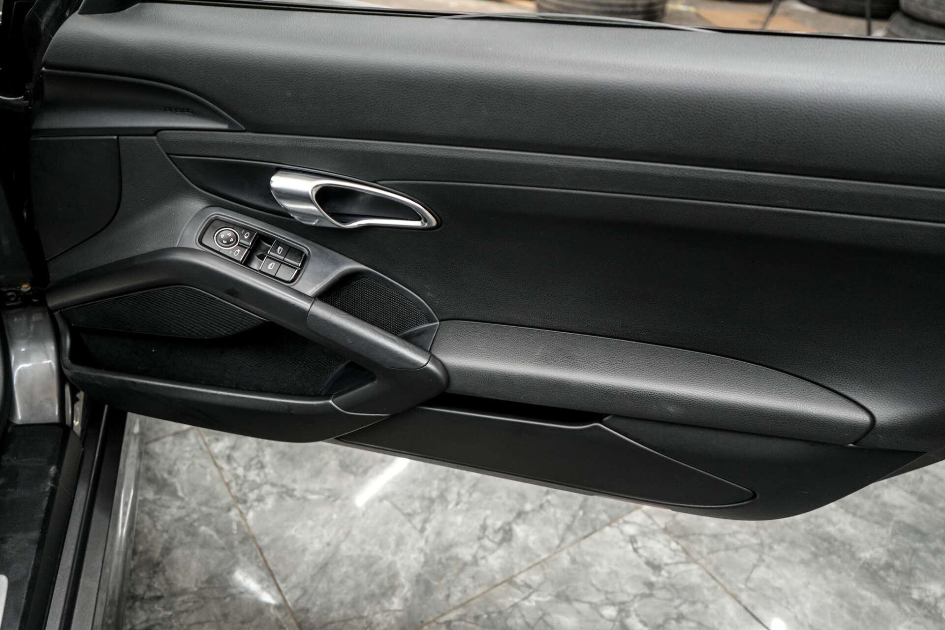 Porsche Boxster view 21