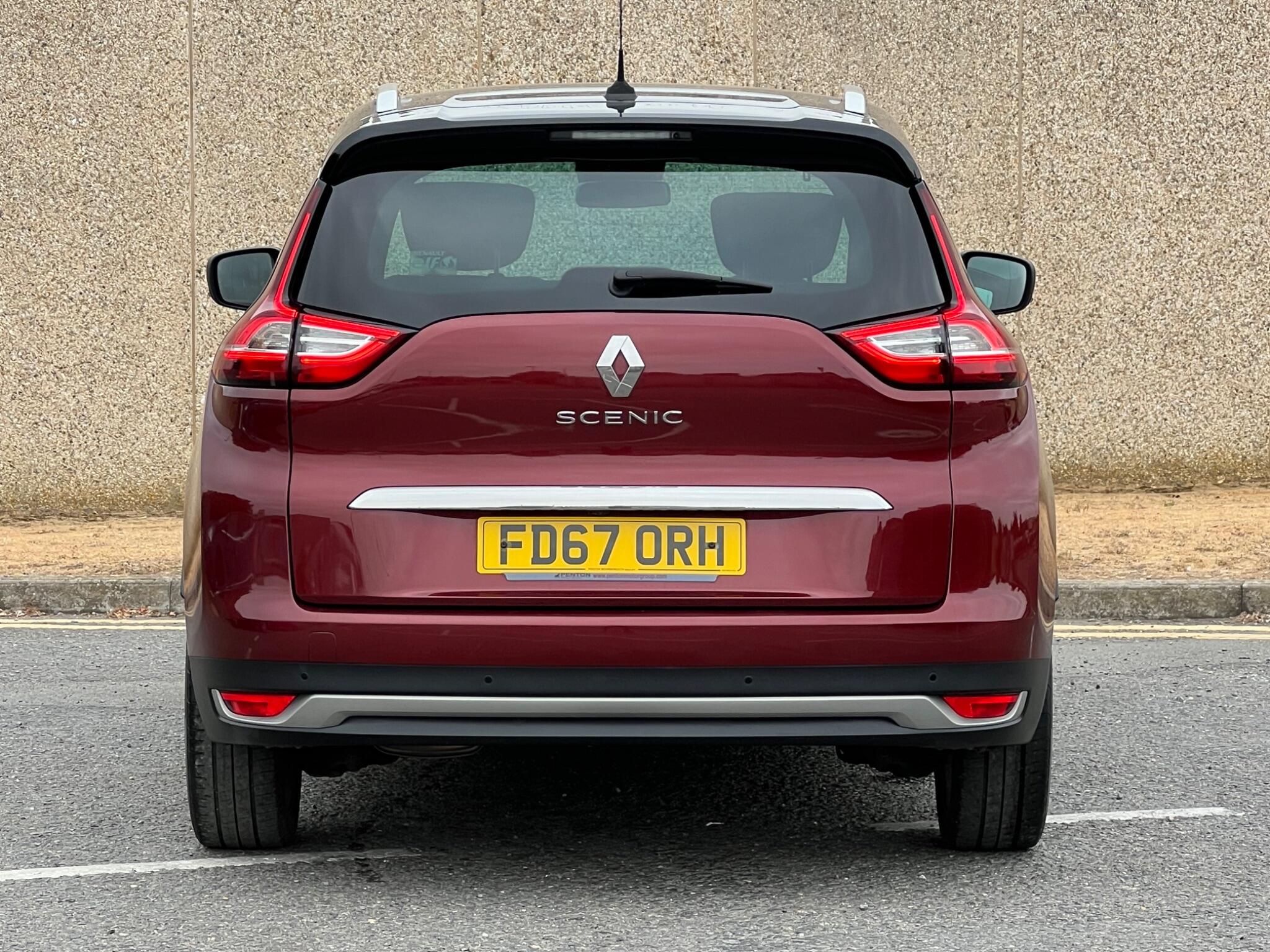 Renault Grand Scenic view 38