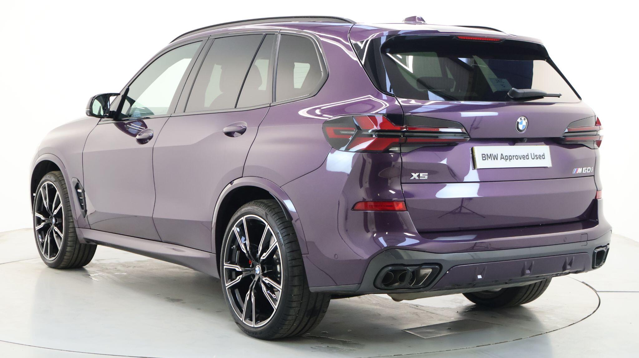 BMW X5 view 2