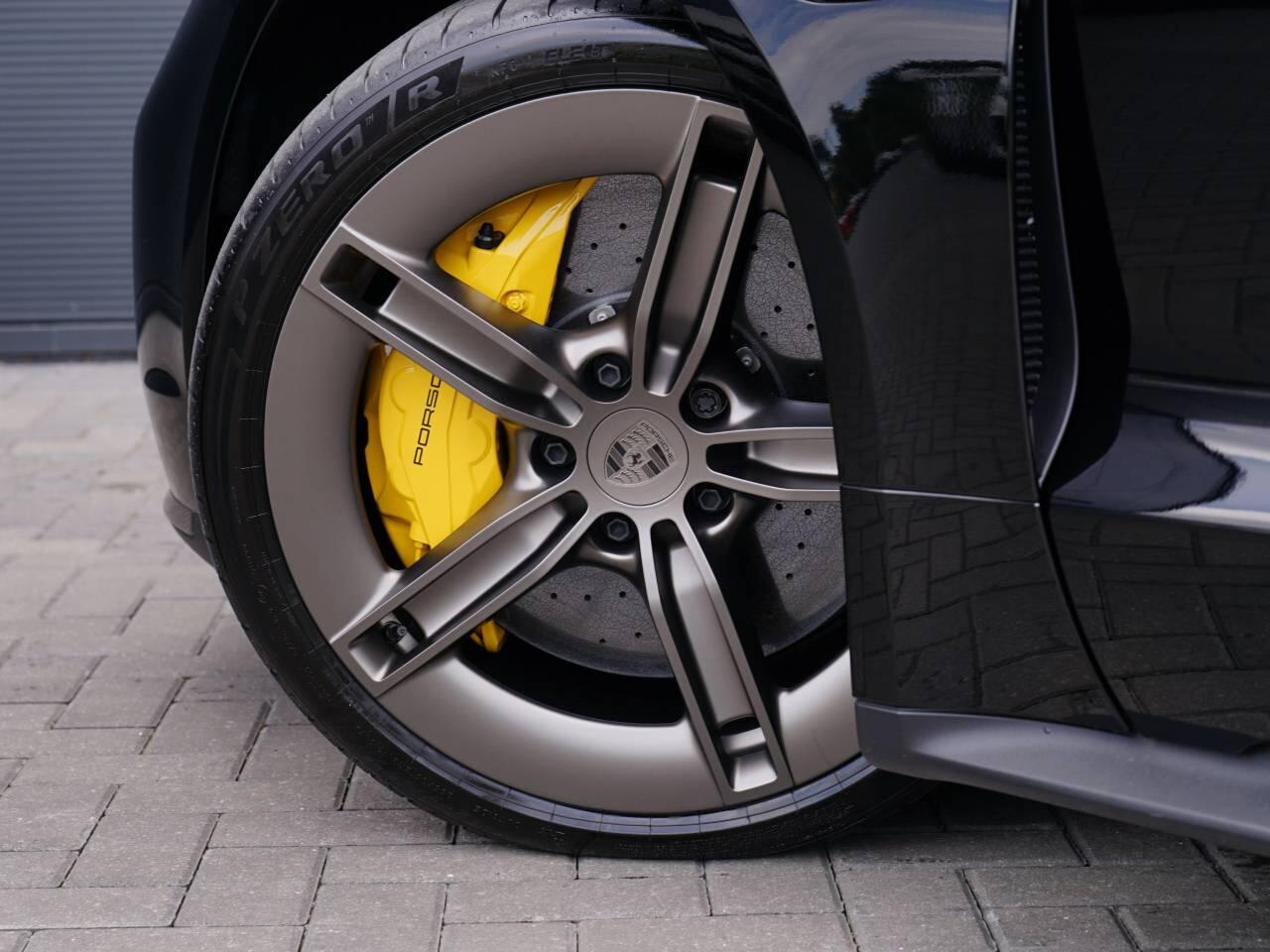 Porsche Taycan view 61