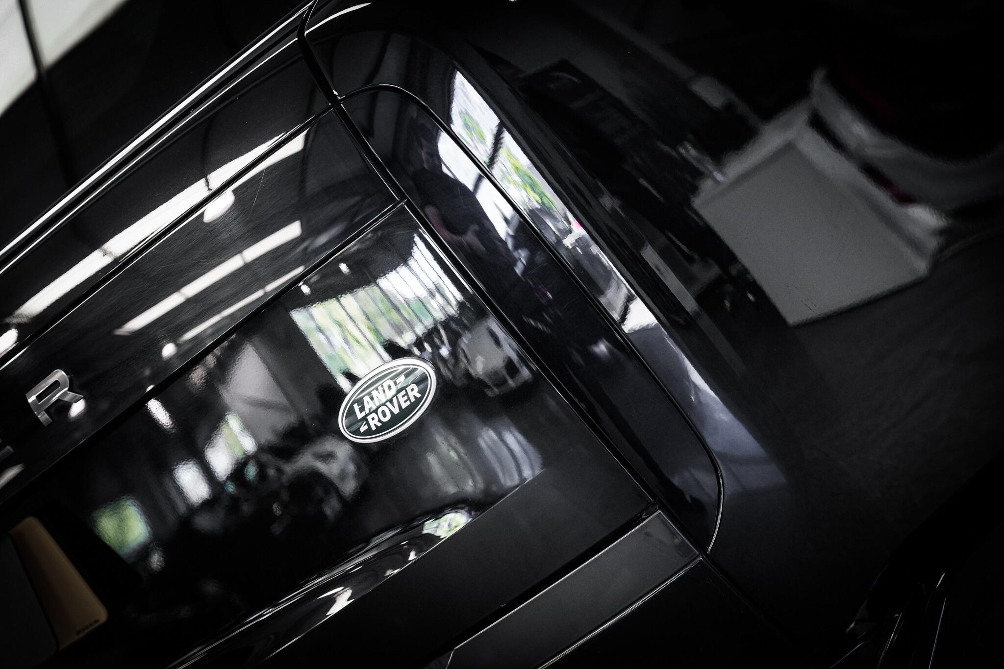 Land Rover Range Rover view 37