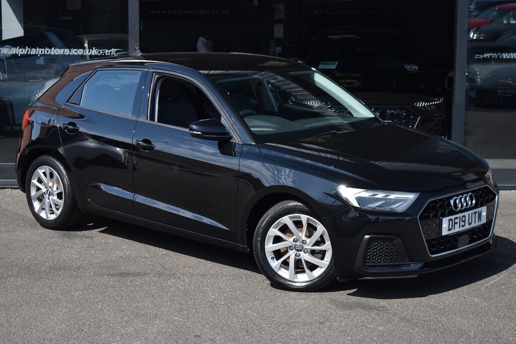 Audi A1 main image