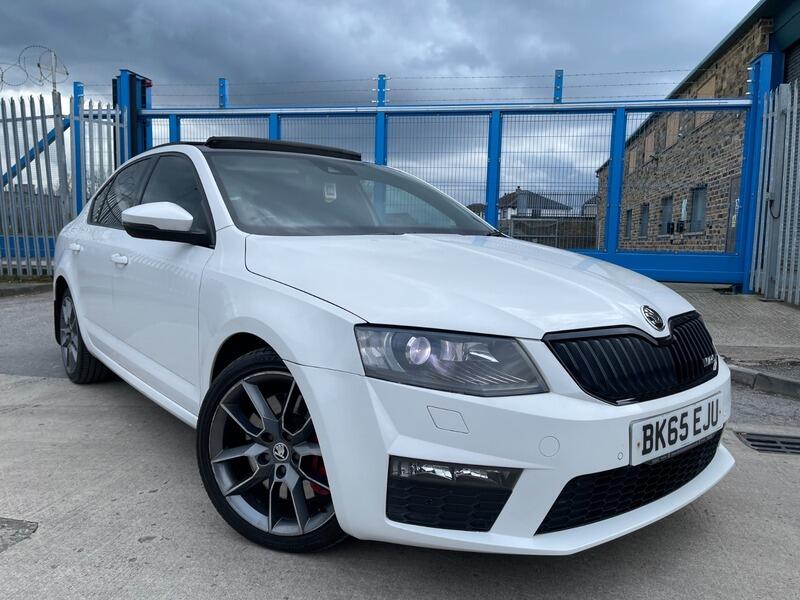 2015 Skoda Octavia image 1