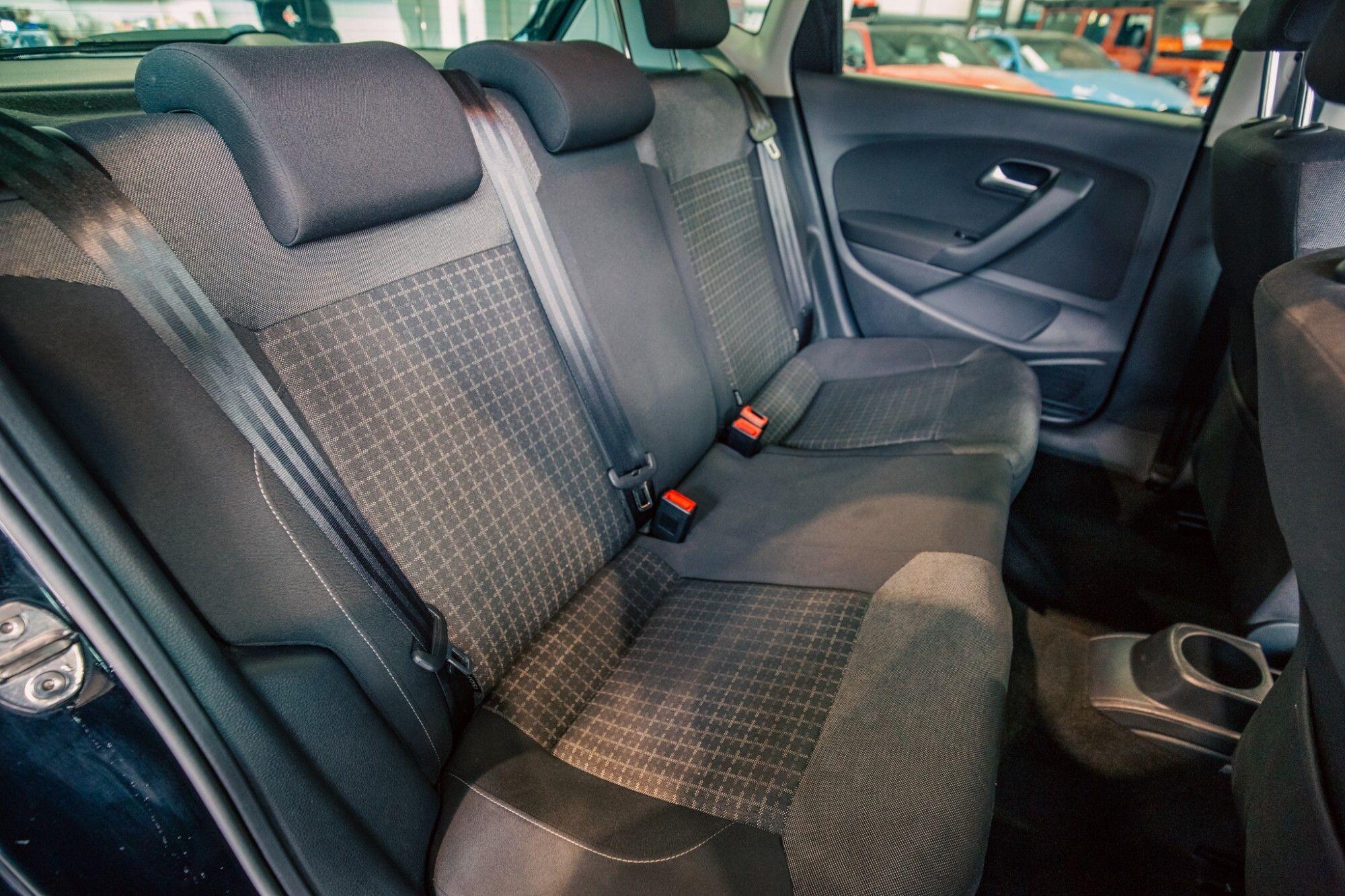 Volkswagen Polo view 10