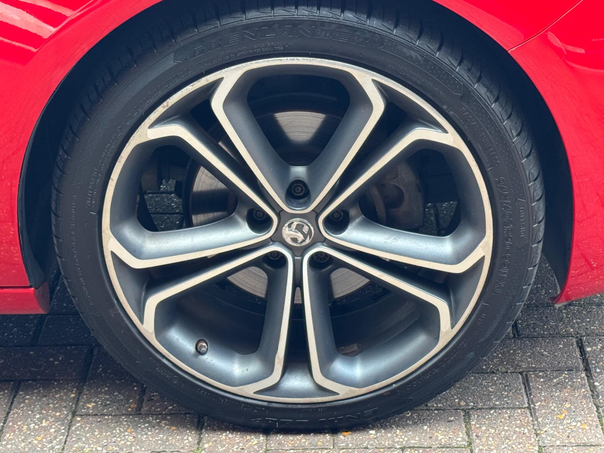 Vauxhall Astra GTC view 25