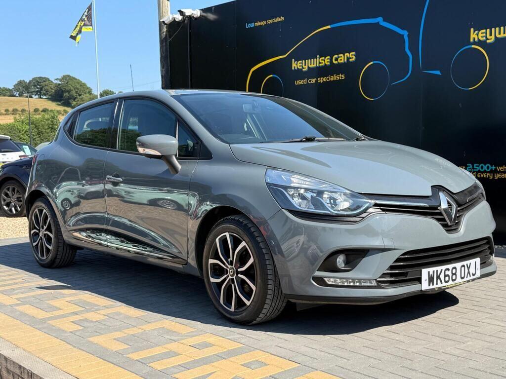 Renault Clio view 9