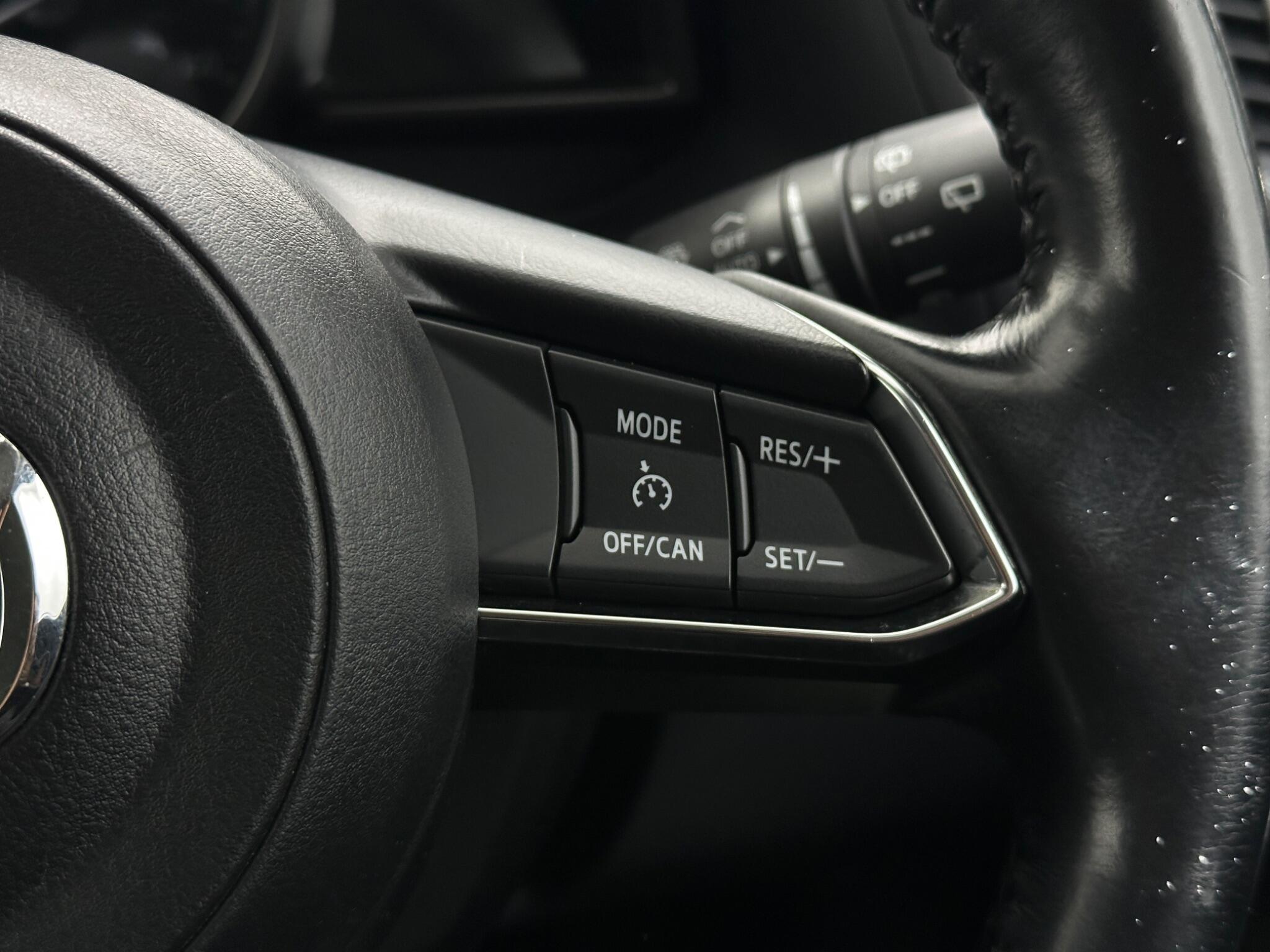 Mazda Mazda3 view 16