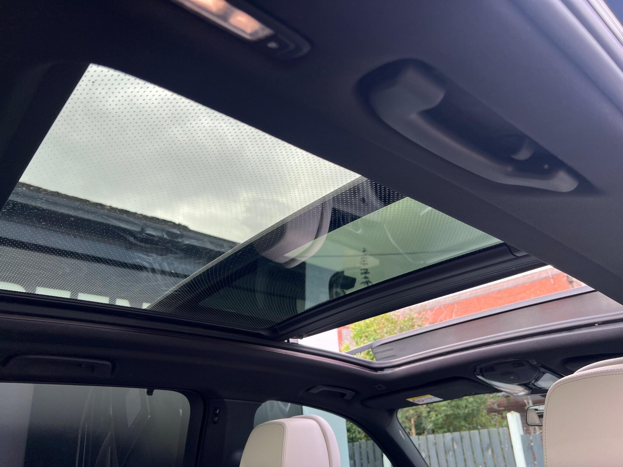 BMW X5 view 19
