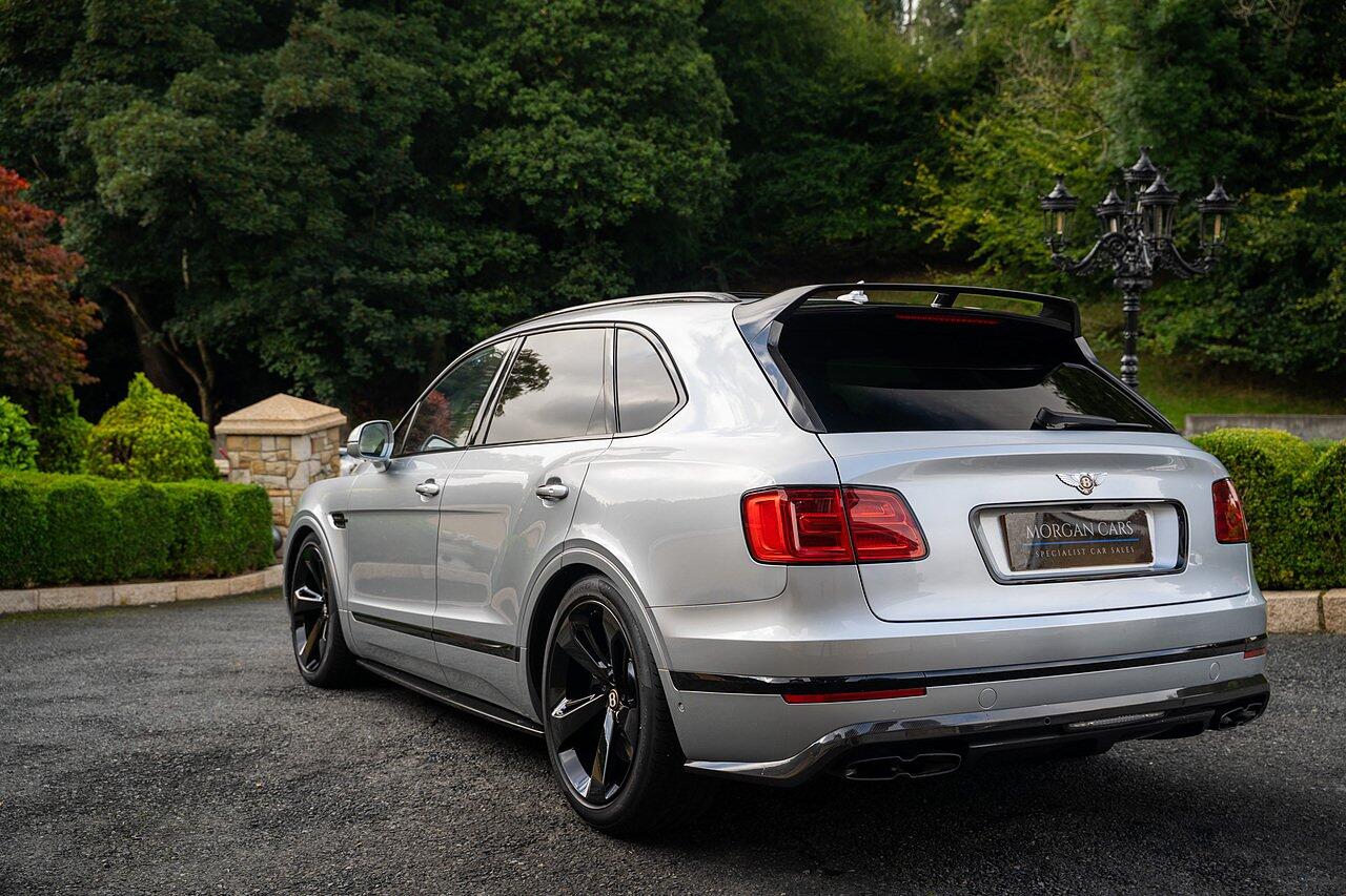 Bentley Bentayga view 103
