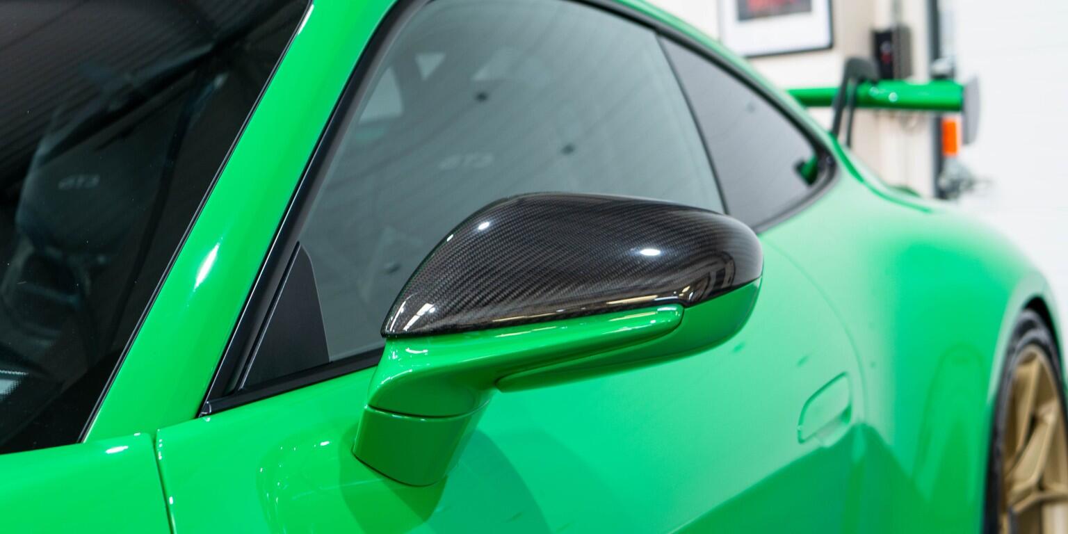Porsche 911 view 44