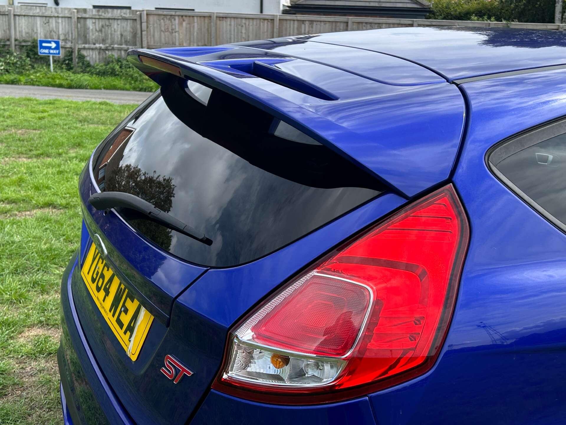 Ford Fiesta view 16