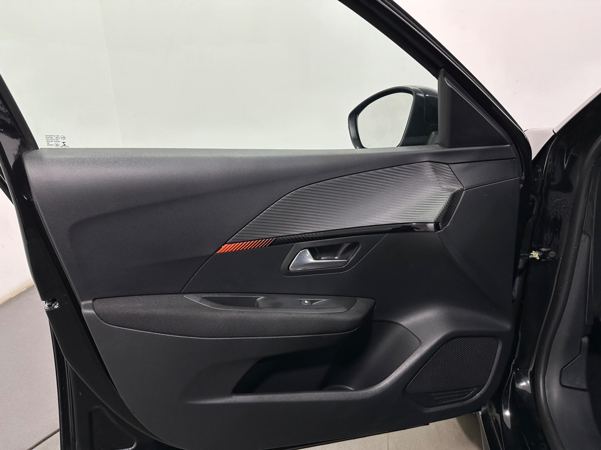 Peugeot 208 view 34