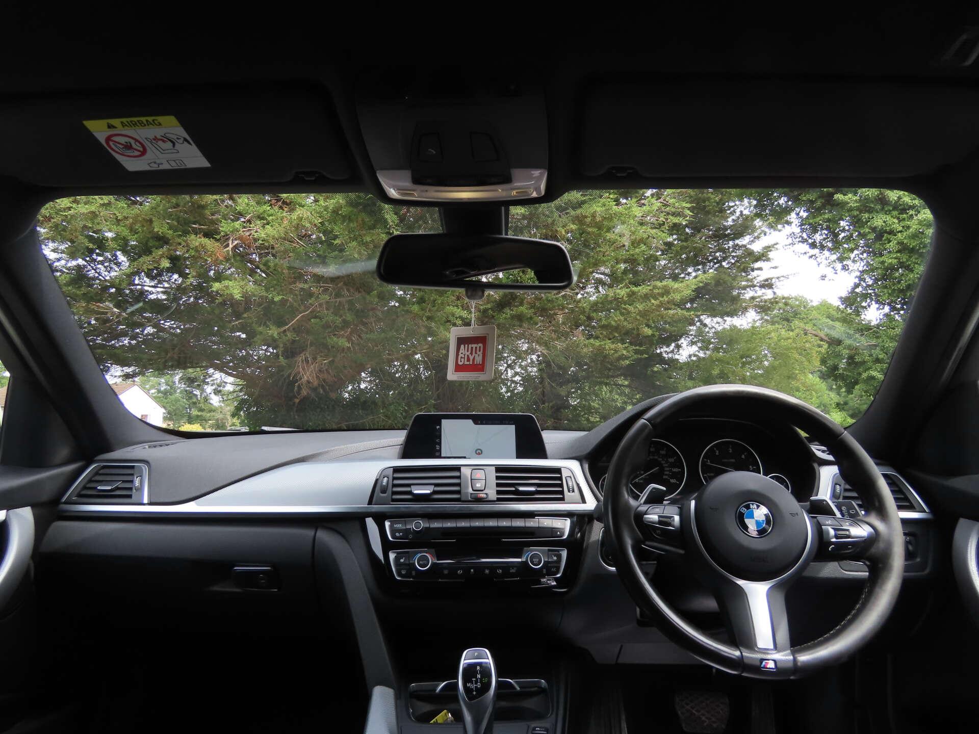 BMW 3 Series view 7