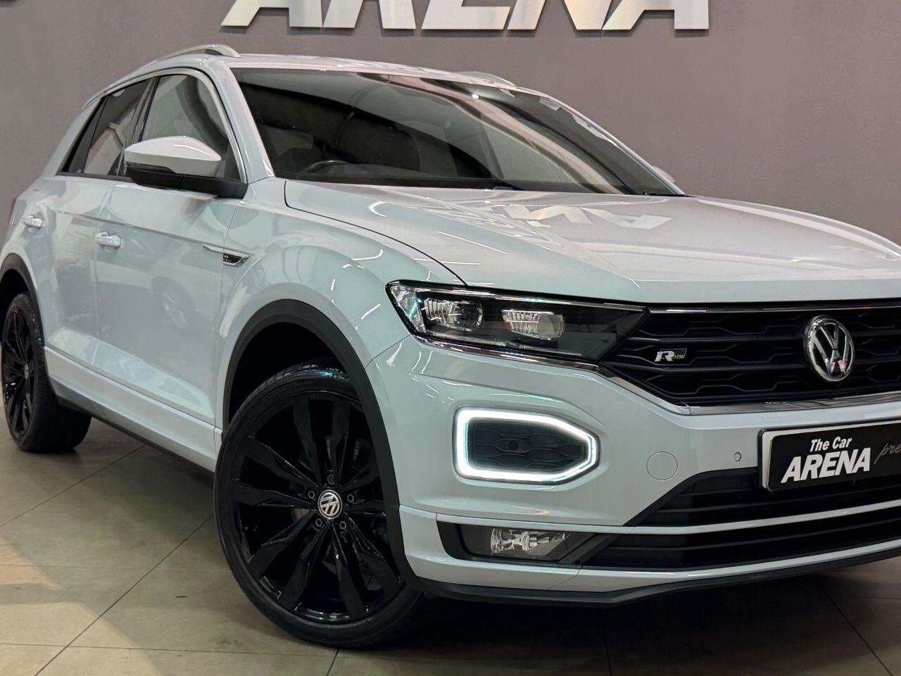 Volkswagen T-Roc view 11