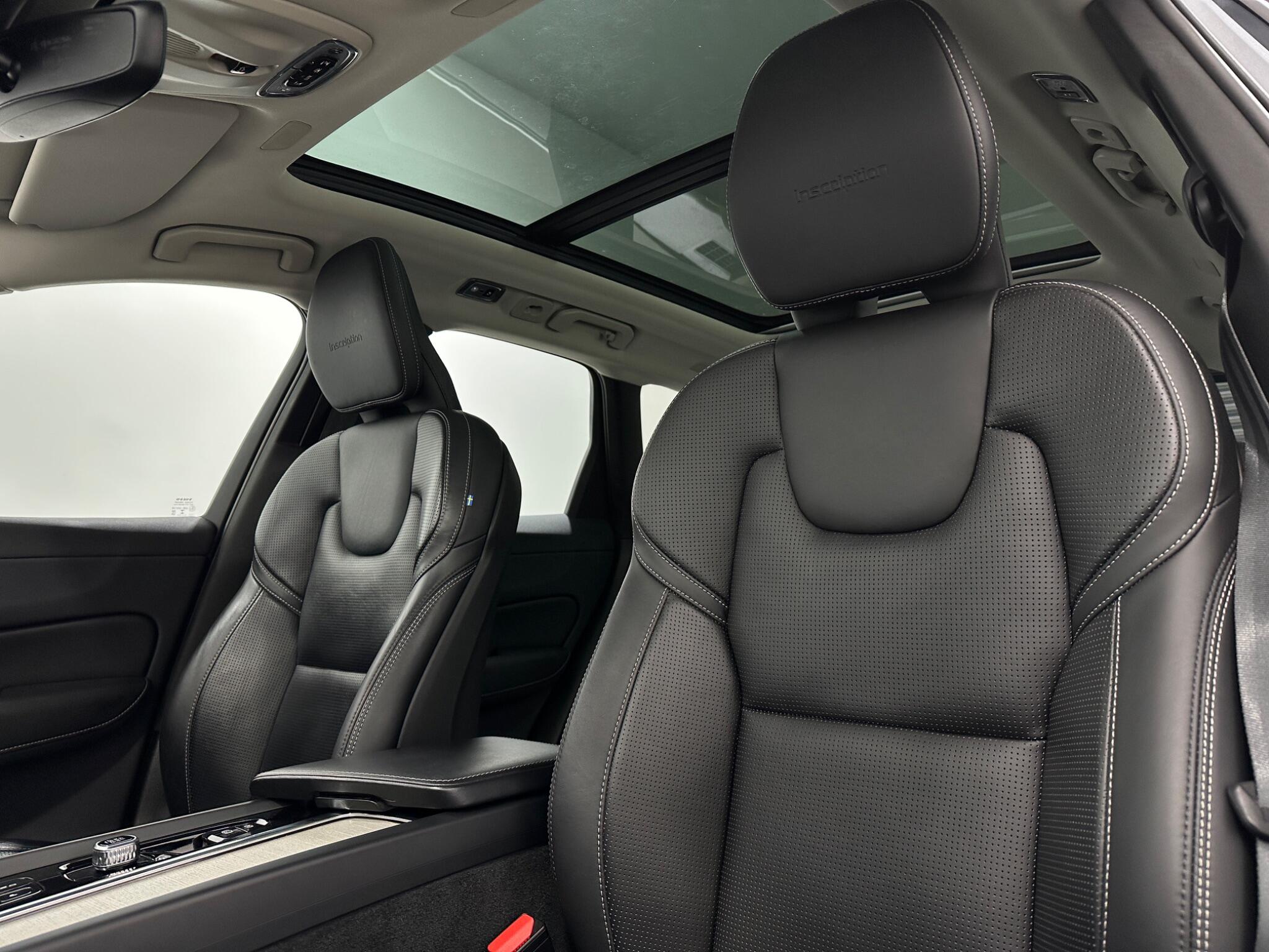 Volvo XC60 view 36