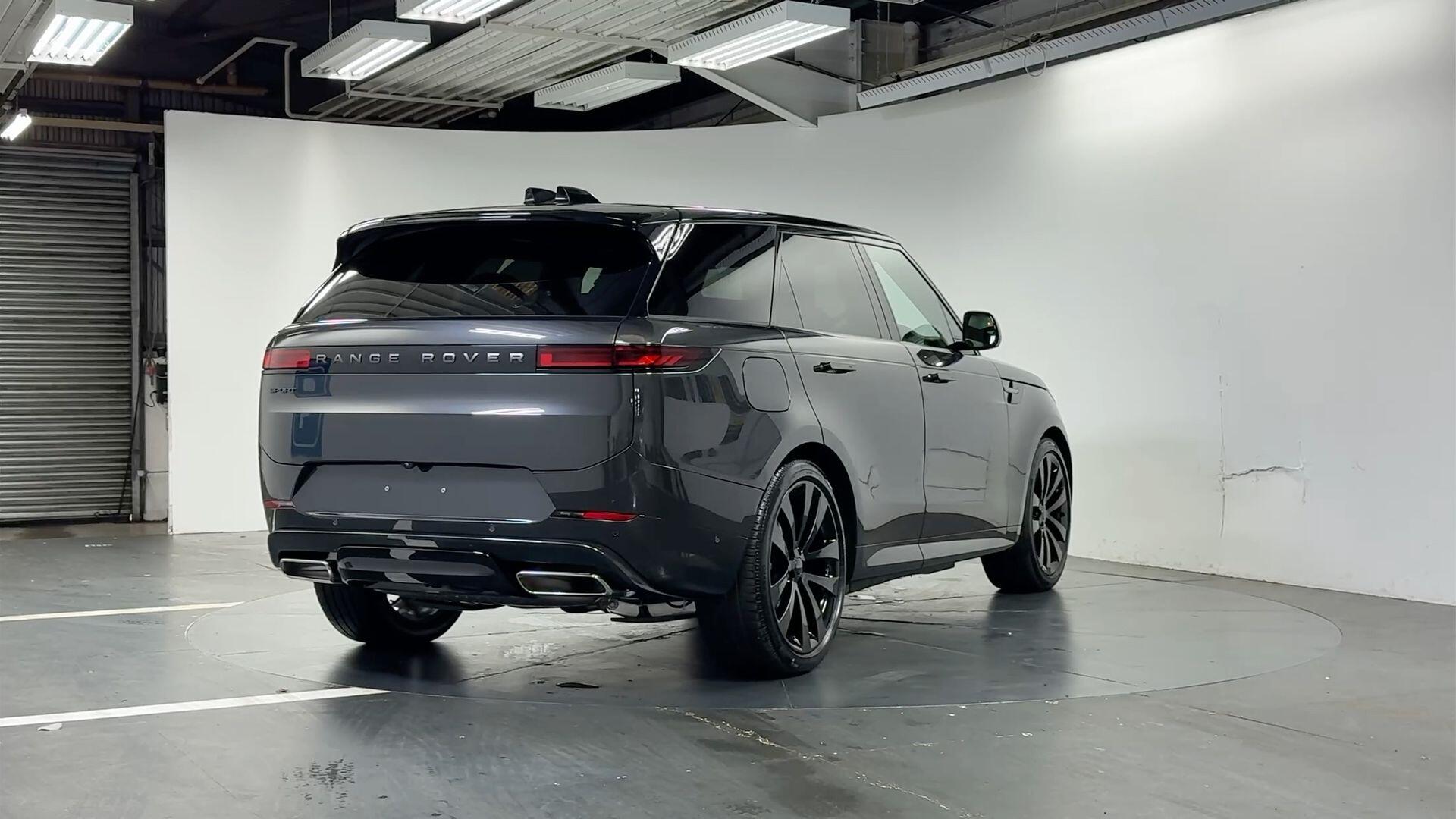 Land Rover Range Rover Sport view 27