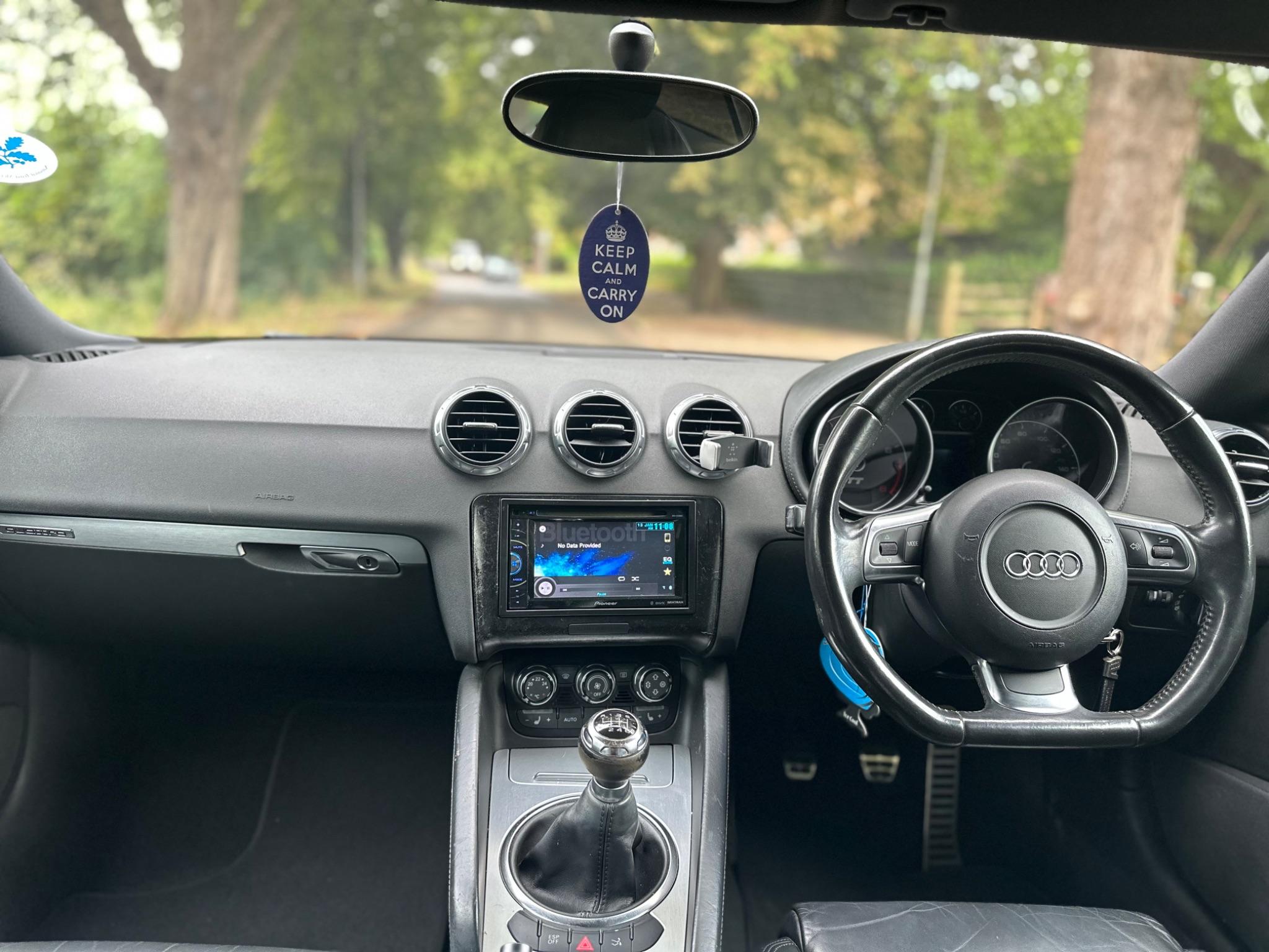 2007 Audi TT image 17