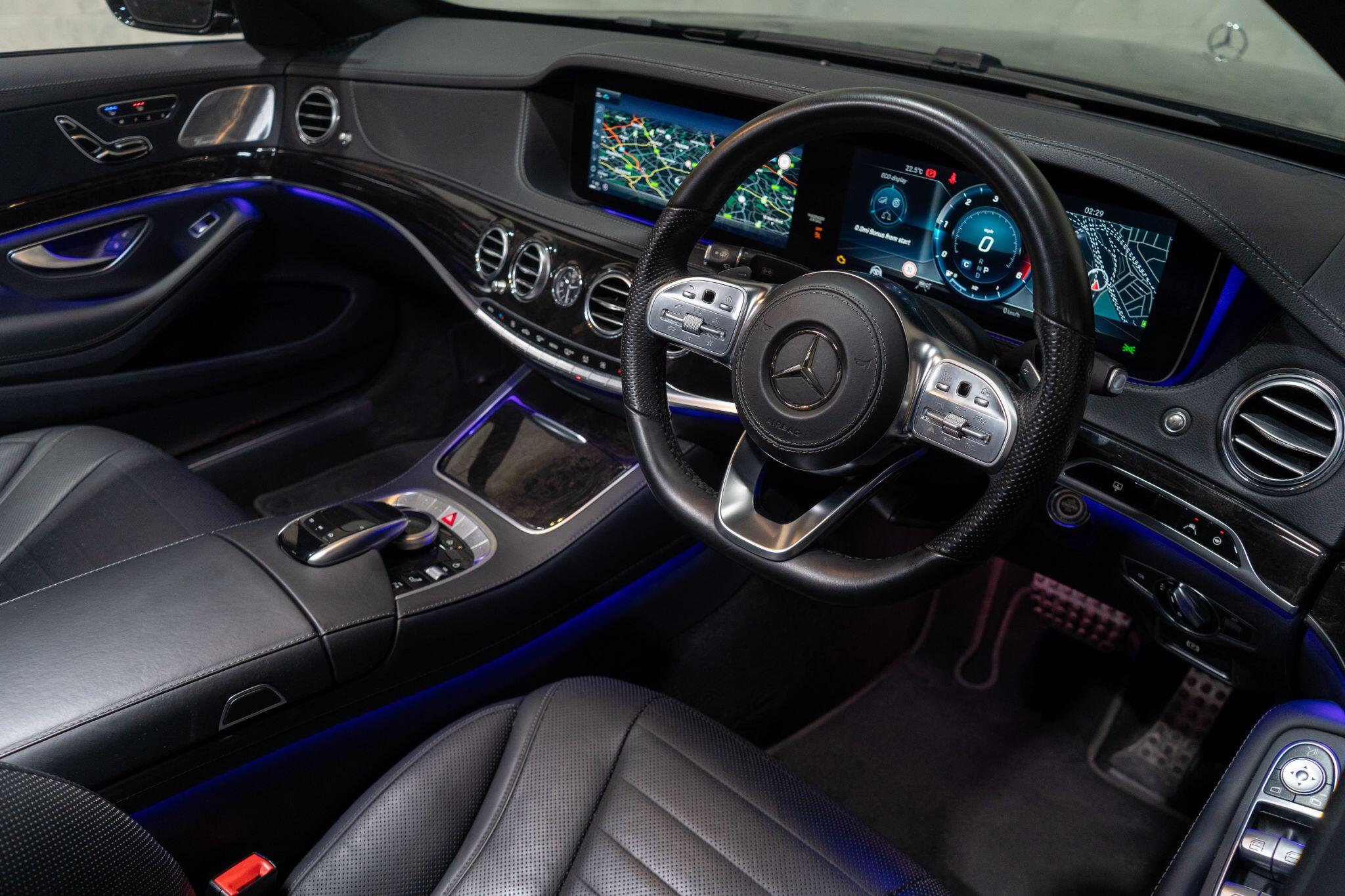 Mercedes-Benz S-Class view 14