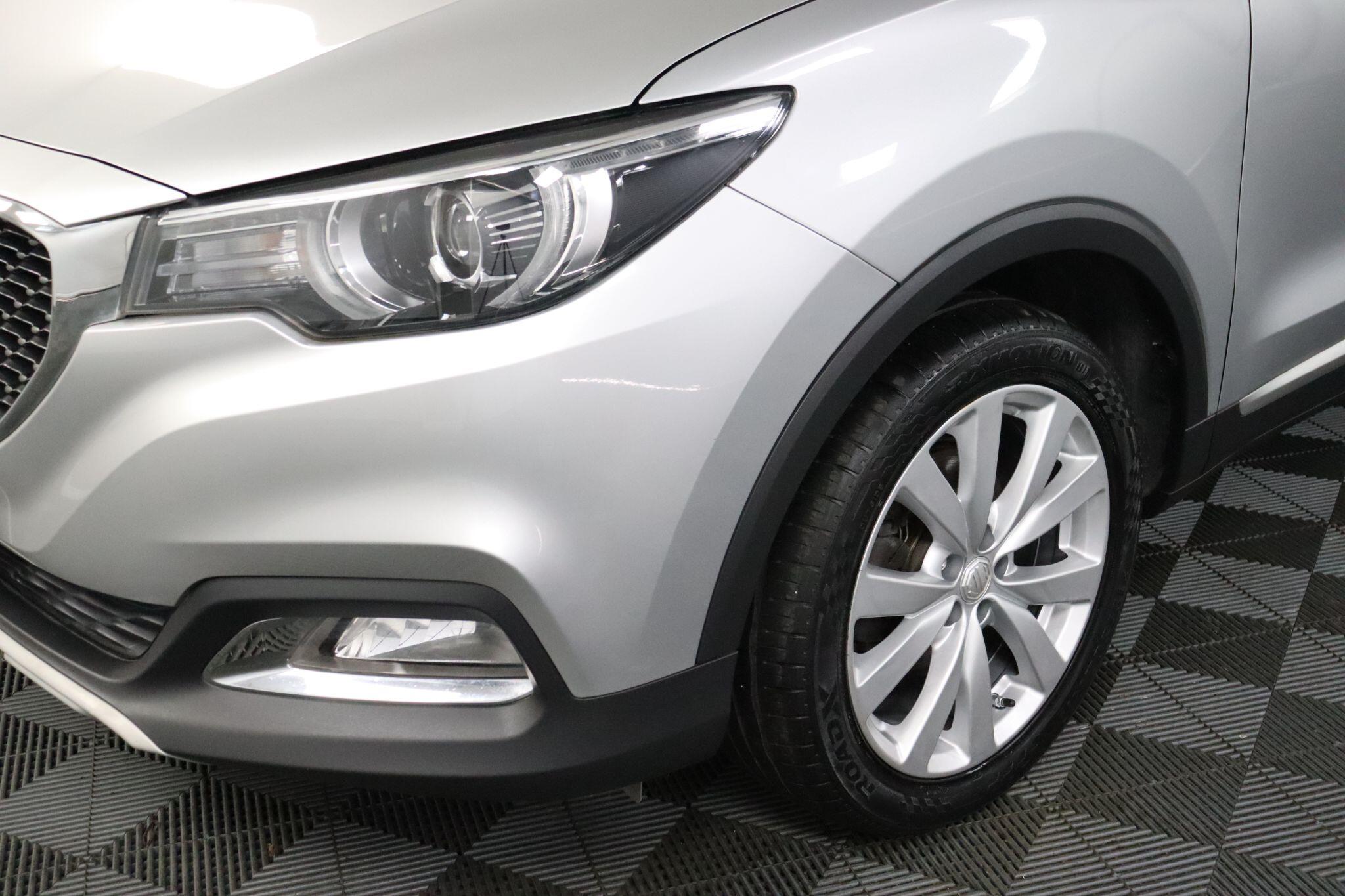 MG MG ZS view 49