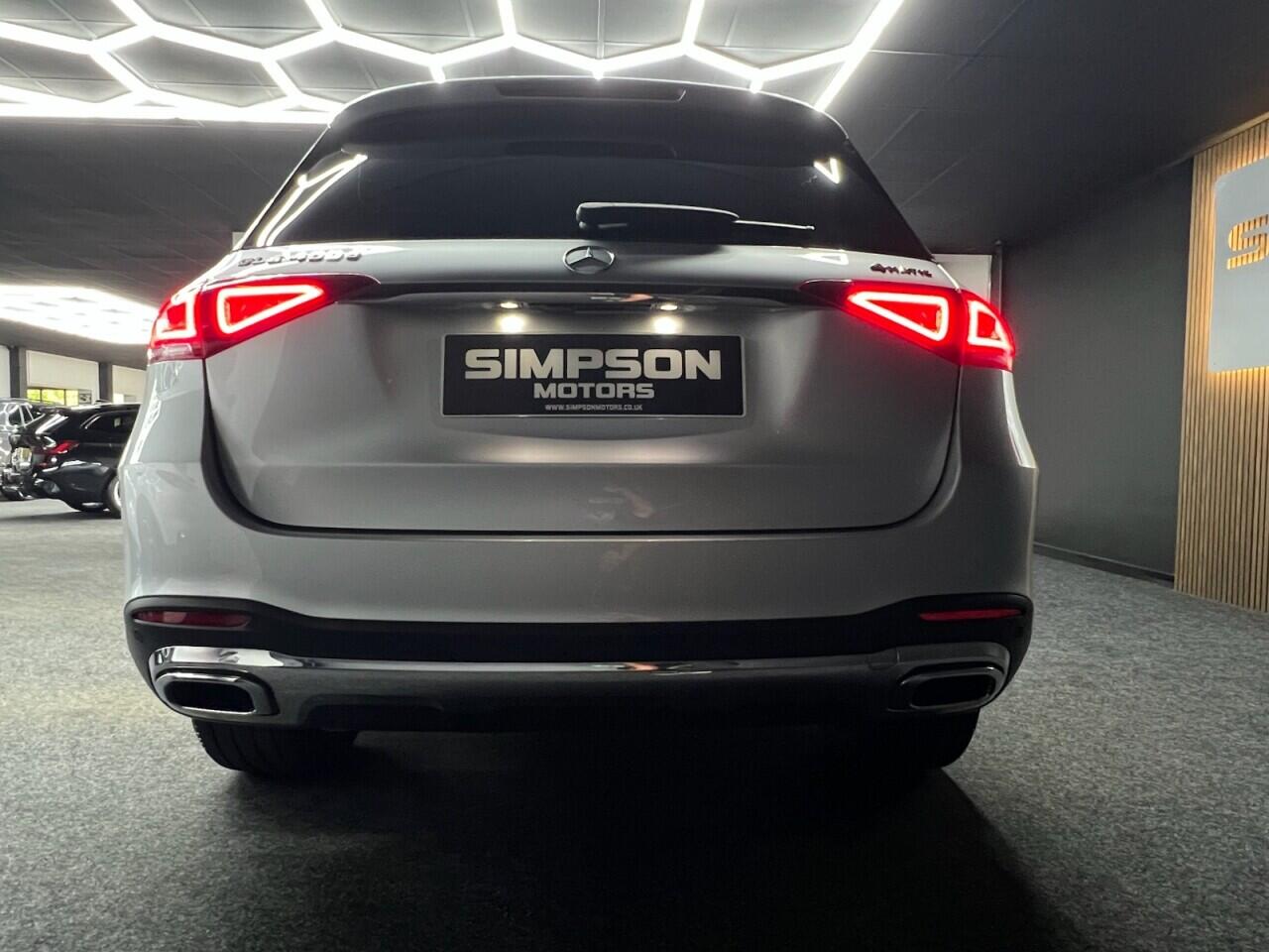 Mercedes-Benz Gle view 9