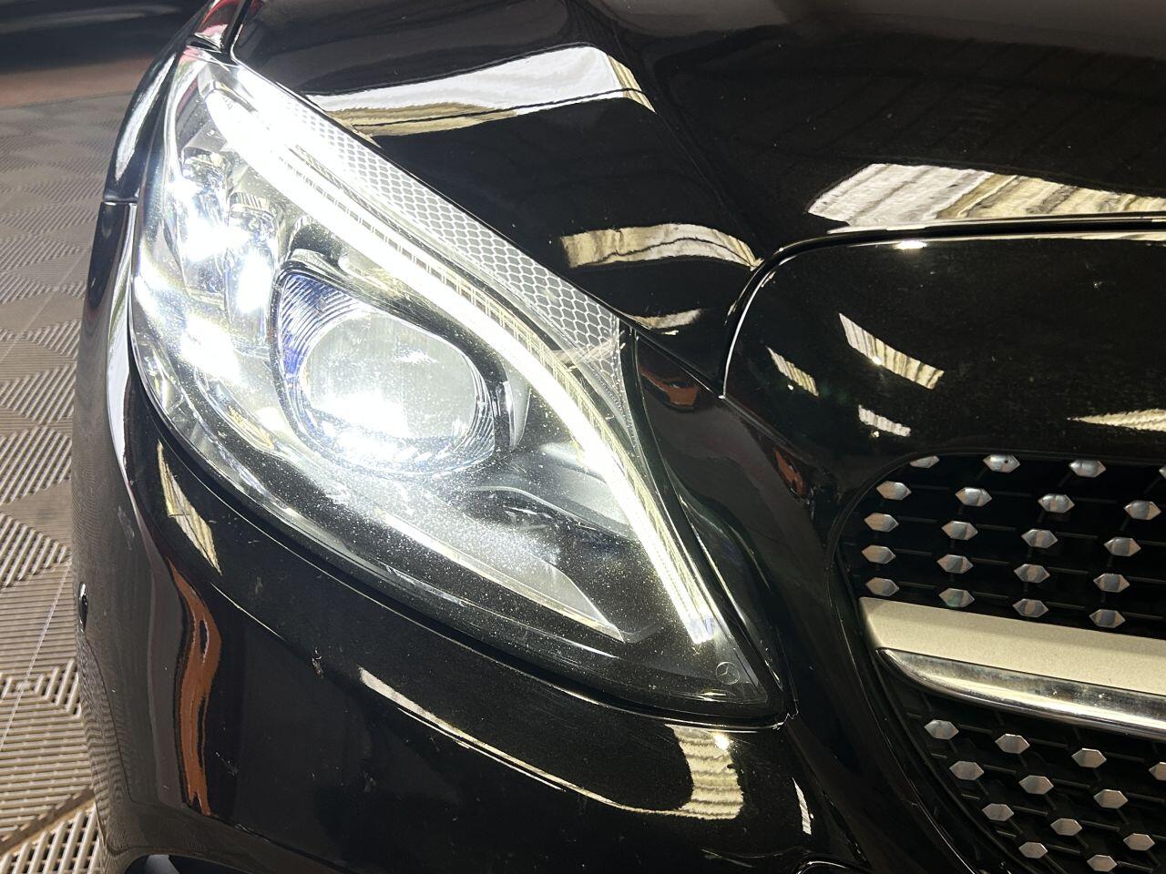 Mercedes-Benz C Class view 18