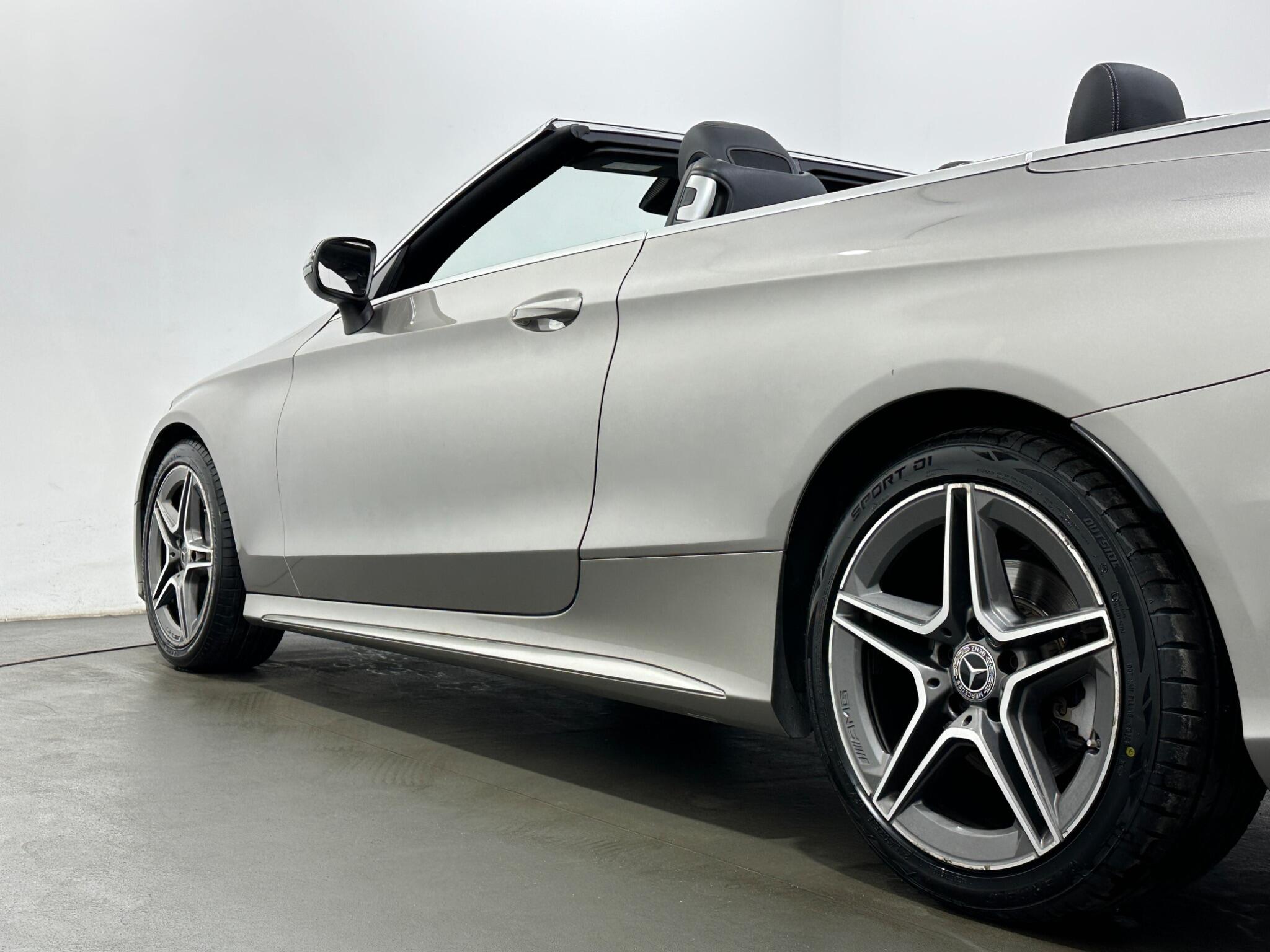 Mercedes-Benz C-Class view 47