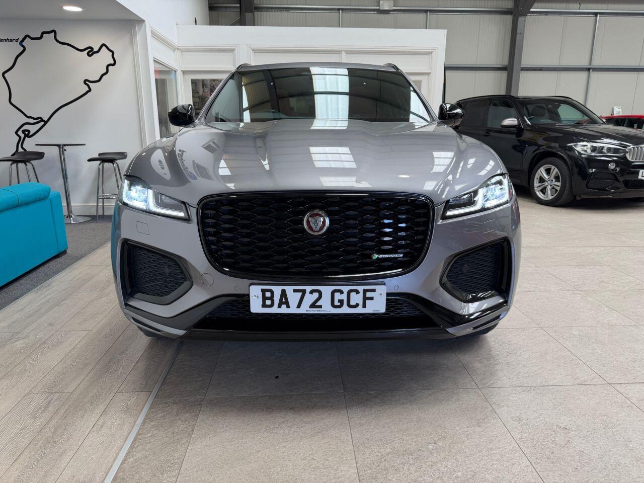 Jaguar F-Pace view 7