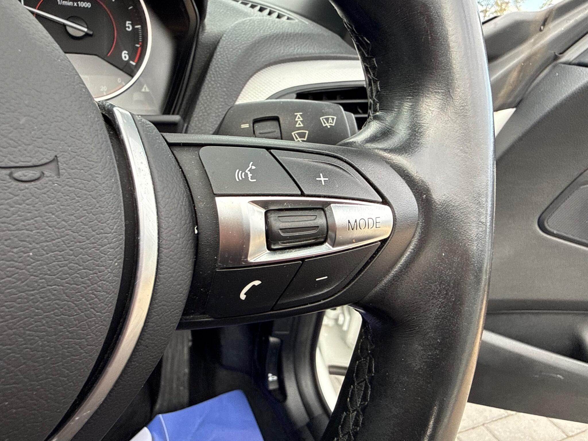 BMW 2 Series view 24
