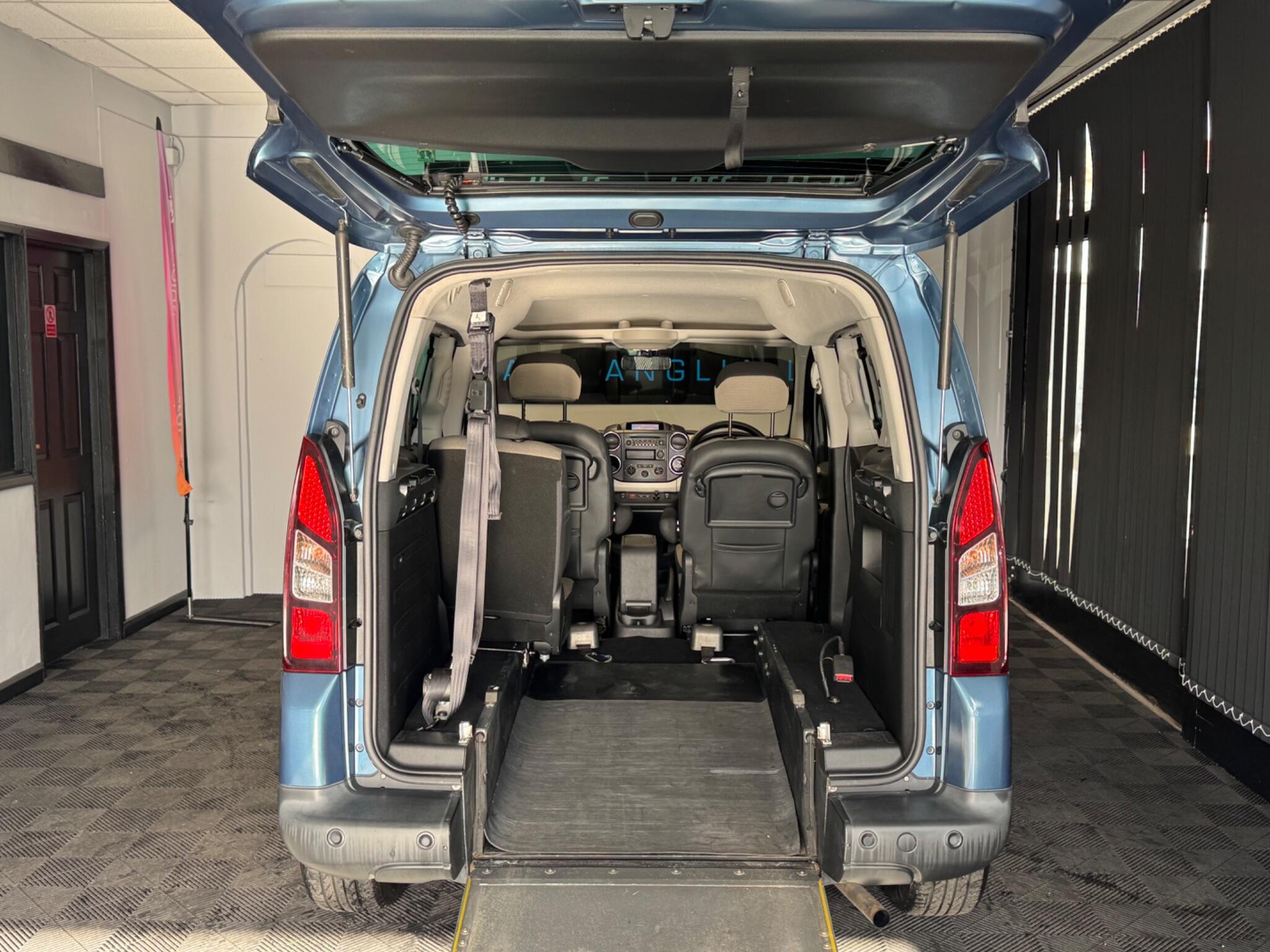 2014 Citroen Berlingo 1.6 e-HDi Airdream XTR Multispace MPV ETG6 Euro 5 (s/s) 5dr • 41,000 miles image 22