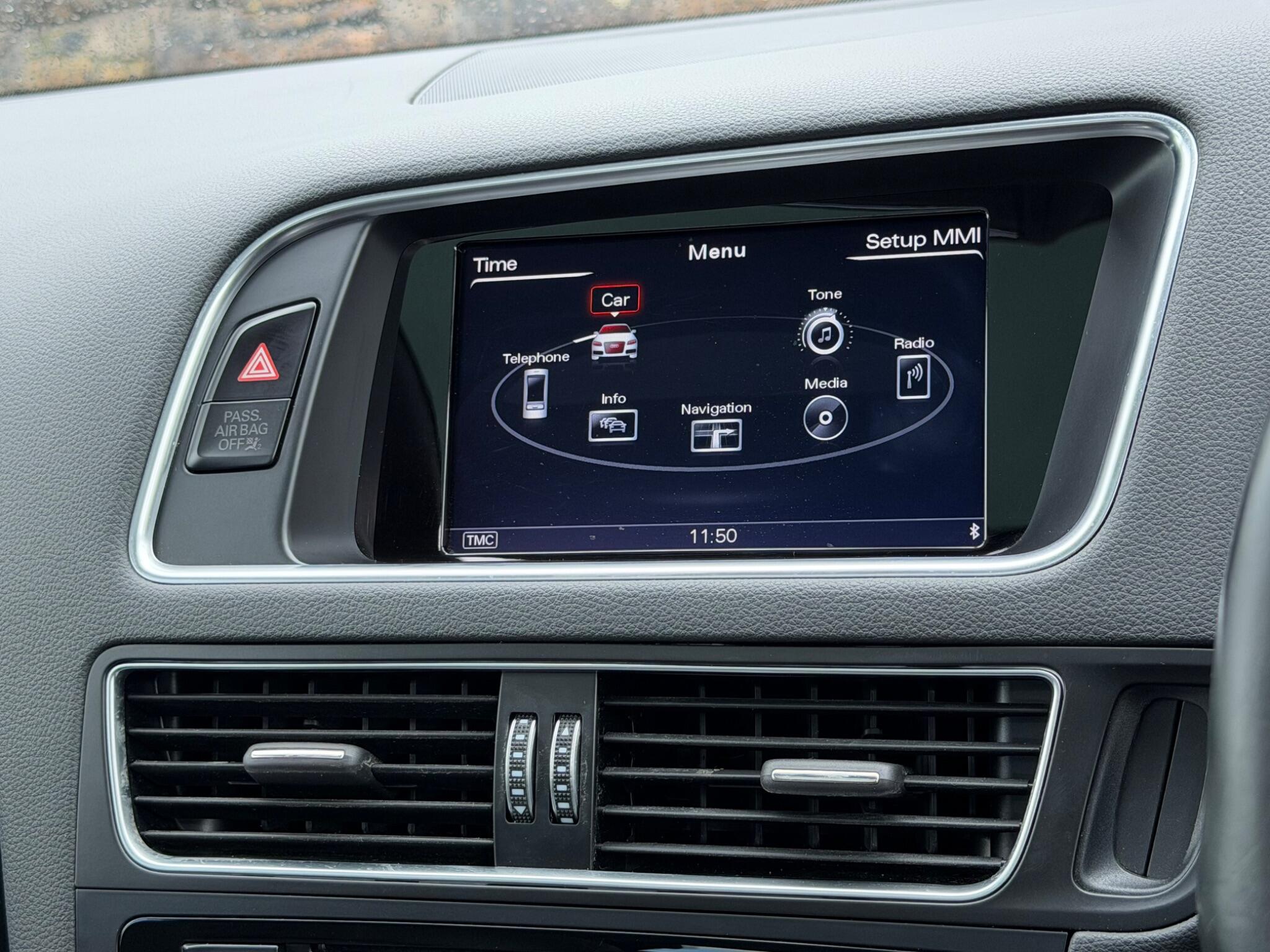 Audi SQ5 view 38