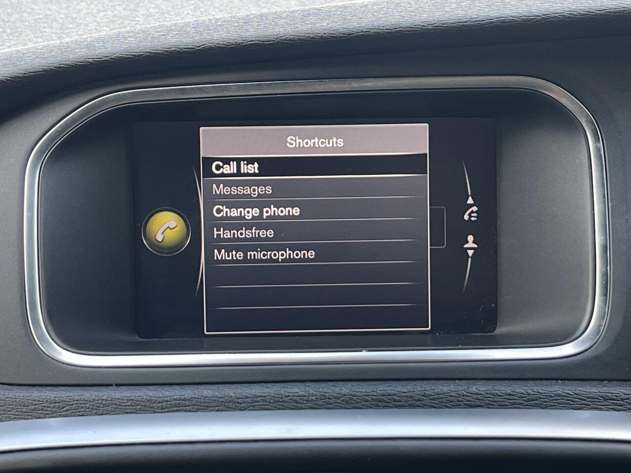 Volvo V40 view 40