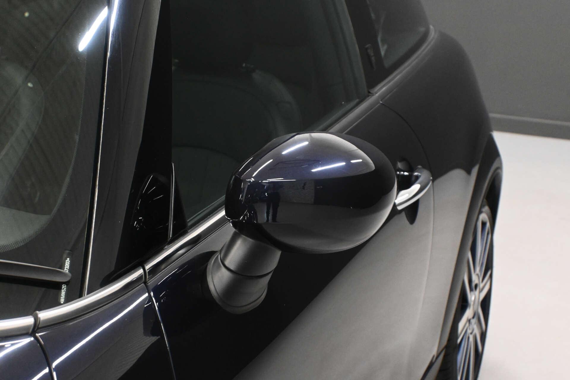 Mini Hatch view 47