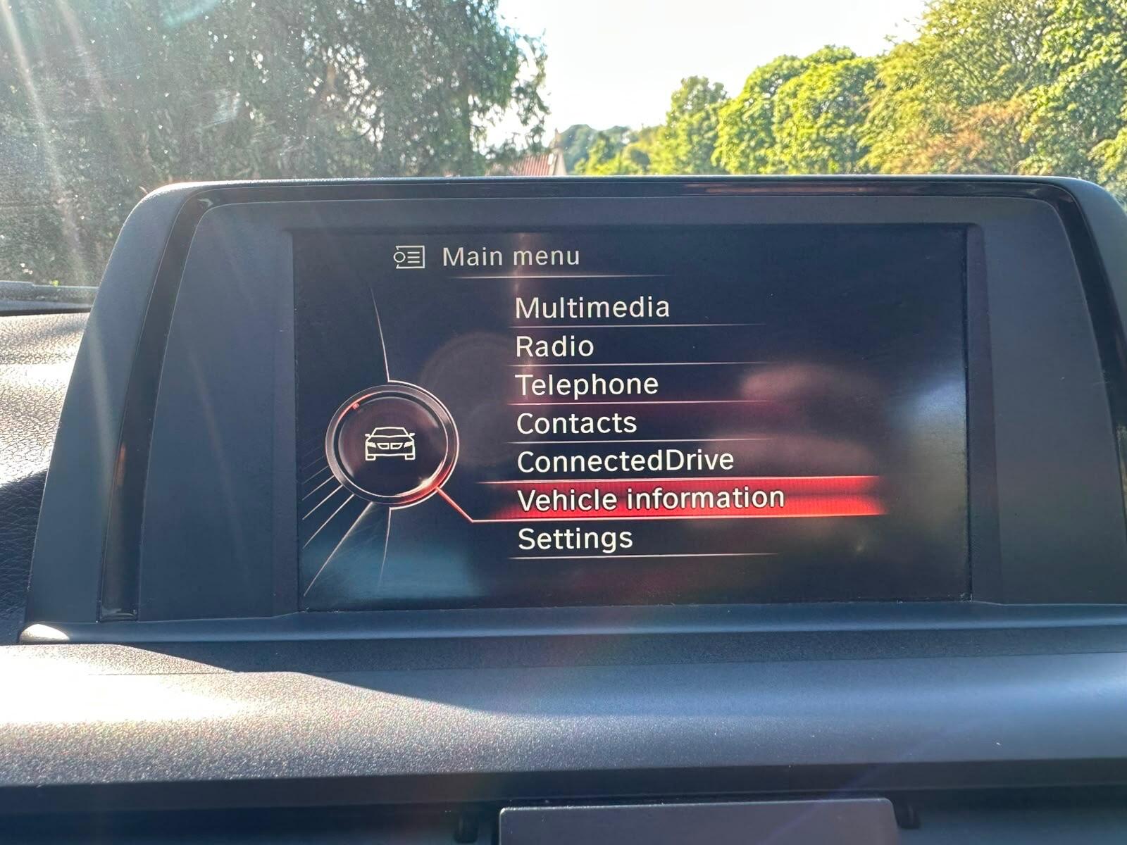 BMW 2 Series view 40