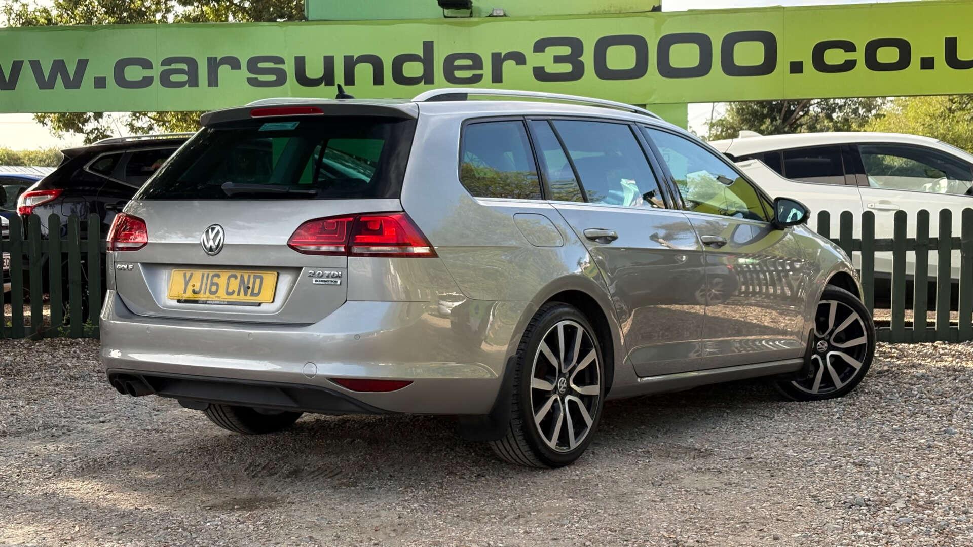 Volkswagen Golf view 10