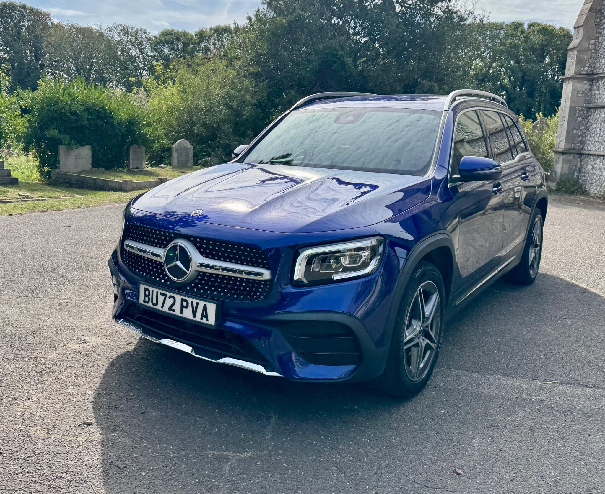 Mercedes-Benz GLB view 11