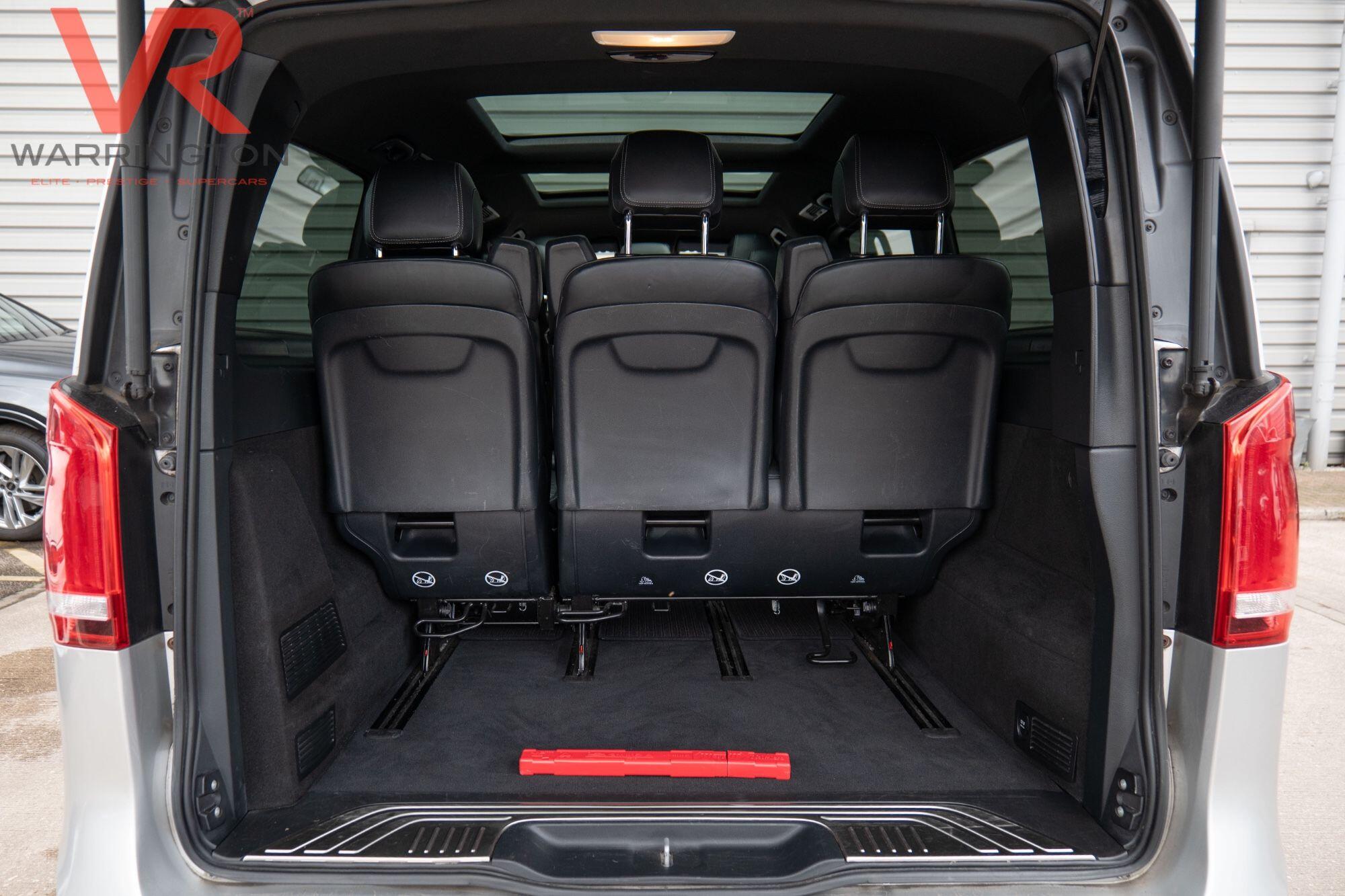 Mercedes-Benz V Class view 16
