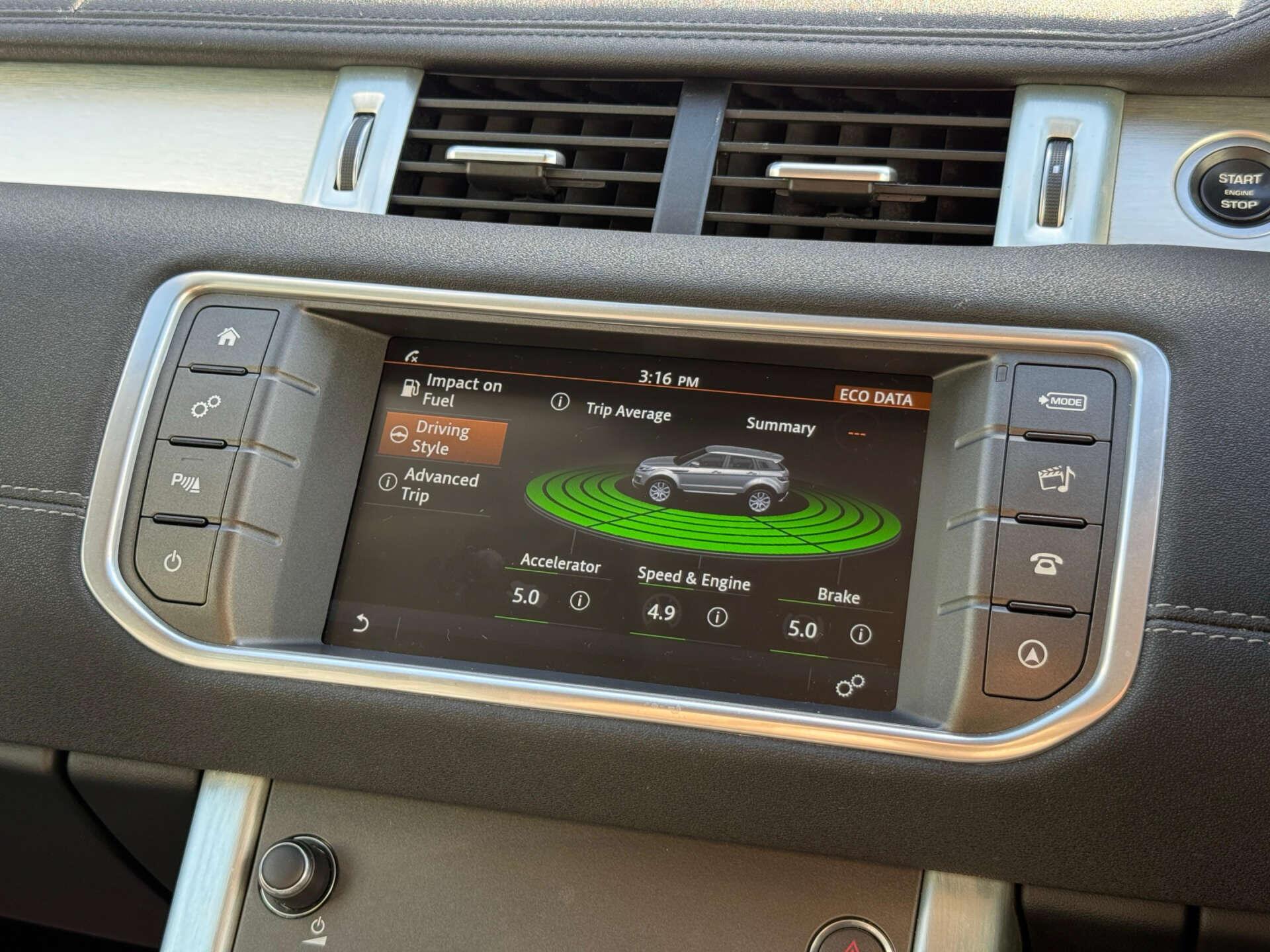 Land Rover Range Rover Evoque view 48