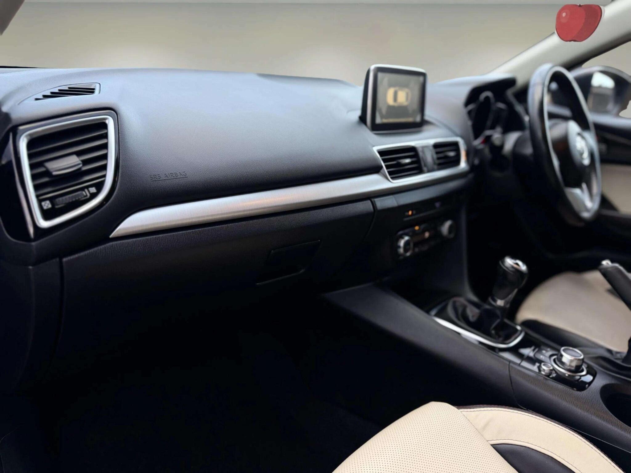 Mazda Skyactiv-G view 42