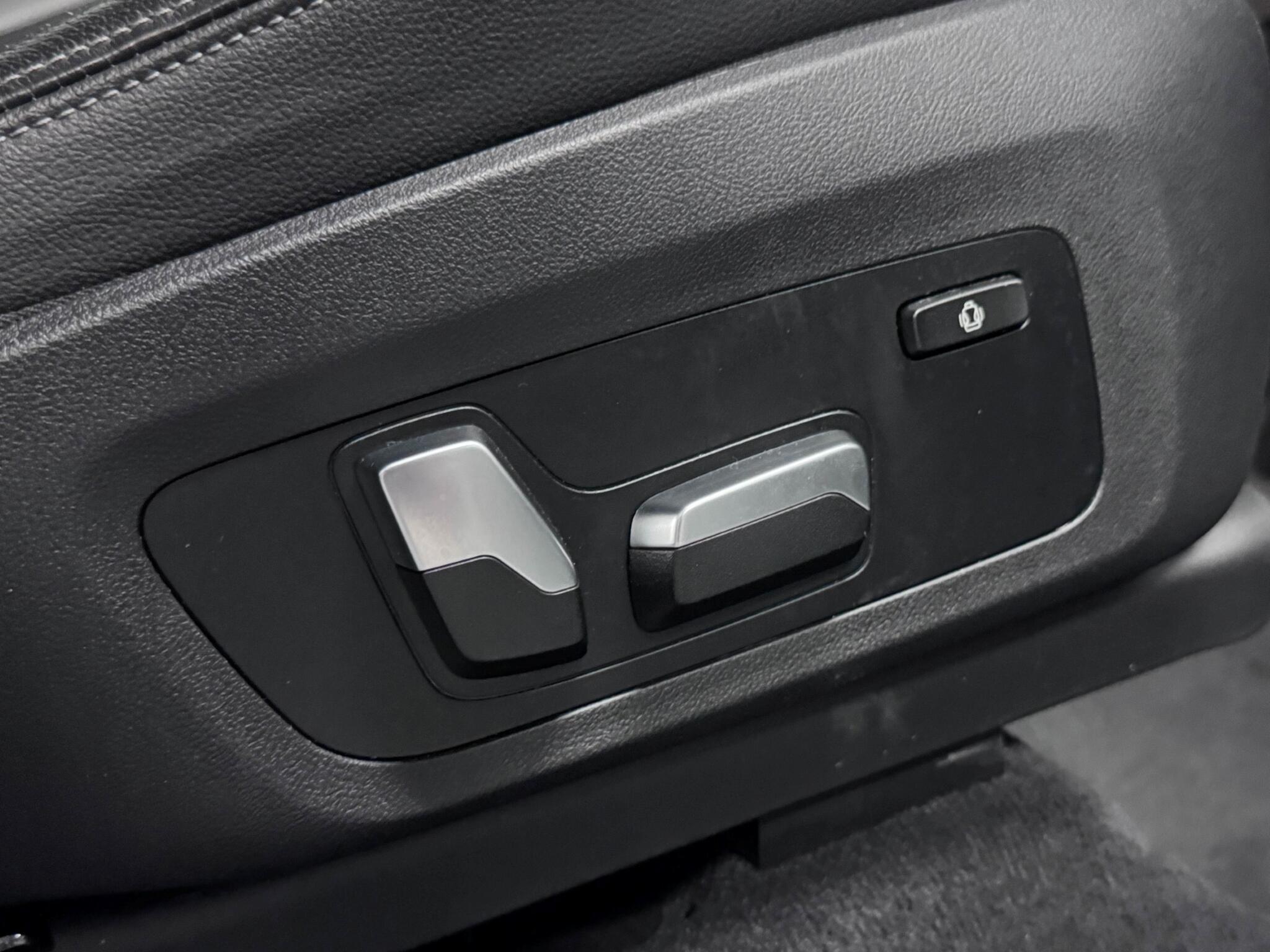 BMW X3 view 18
