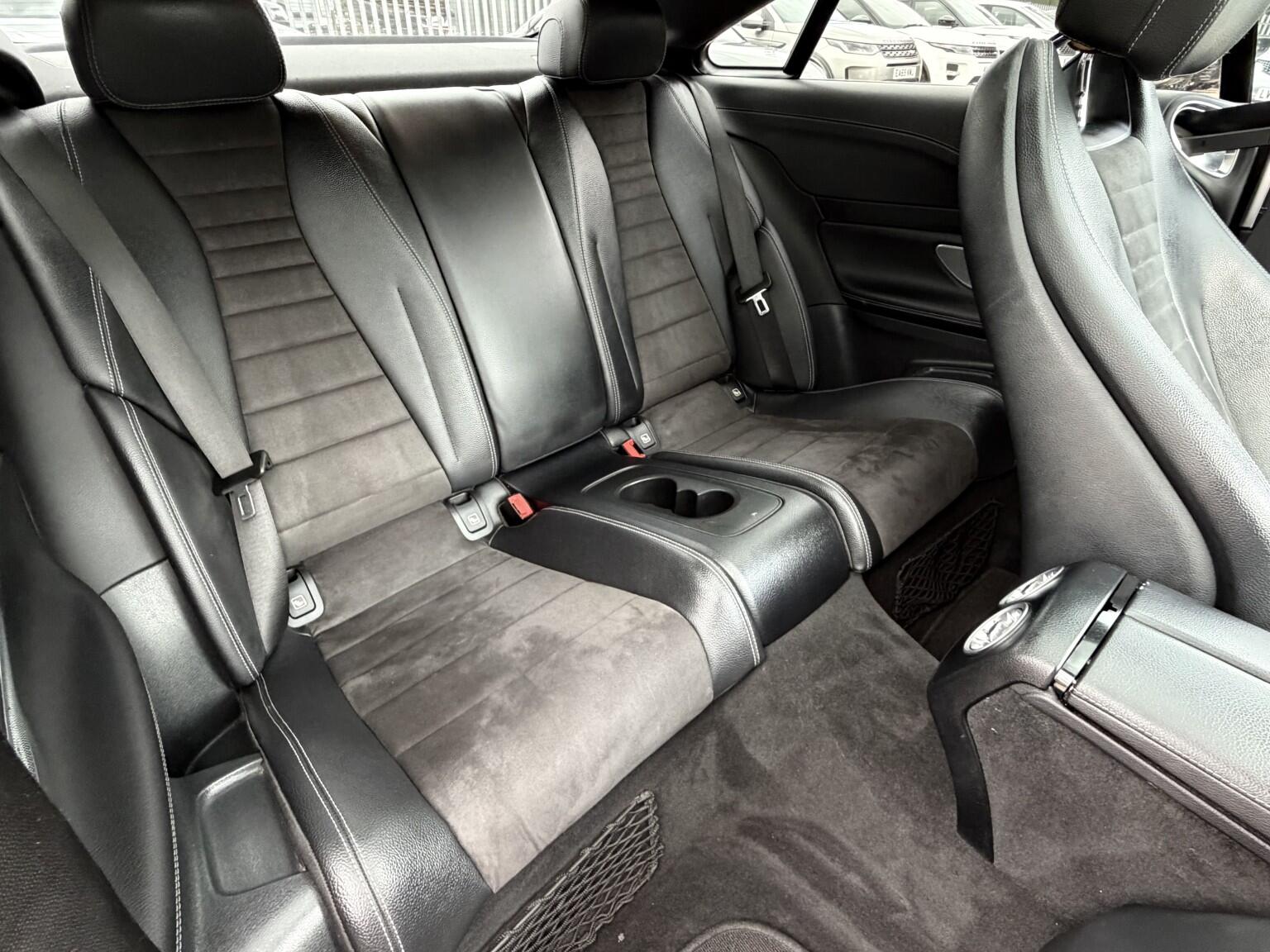 Mercedes-Benz E-Class view 27