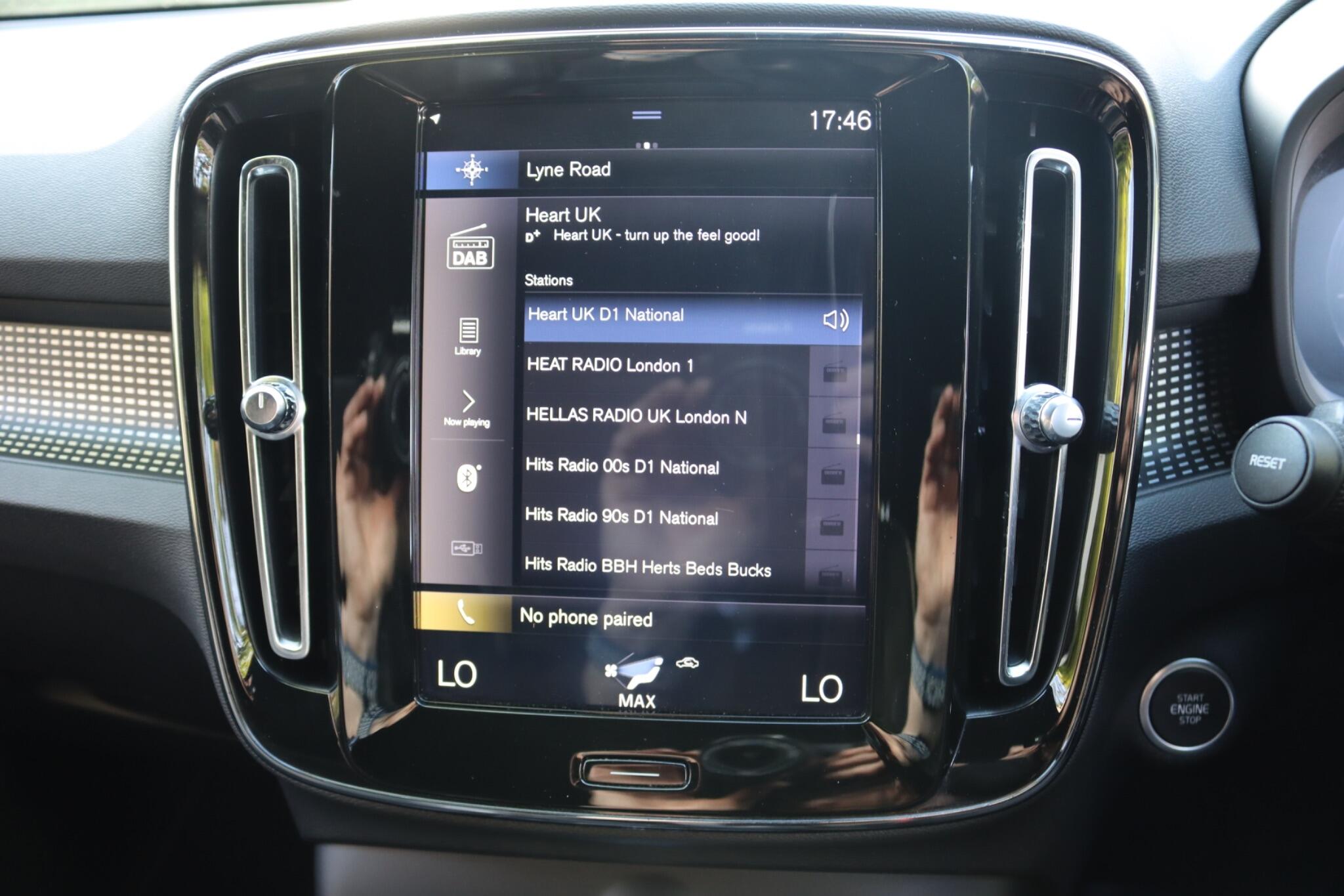 Volvo XC40 view 27
