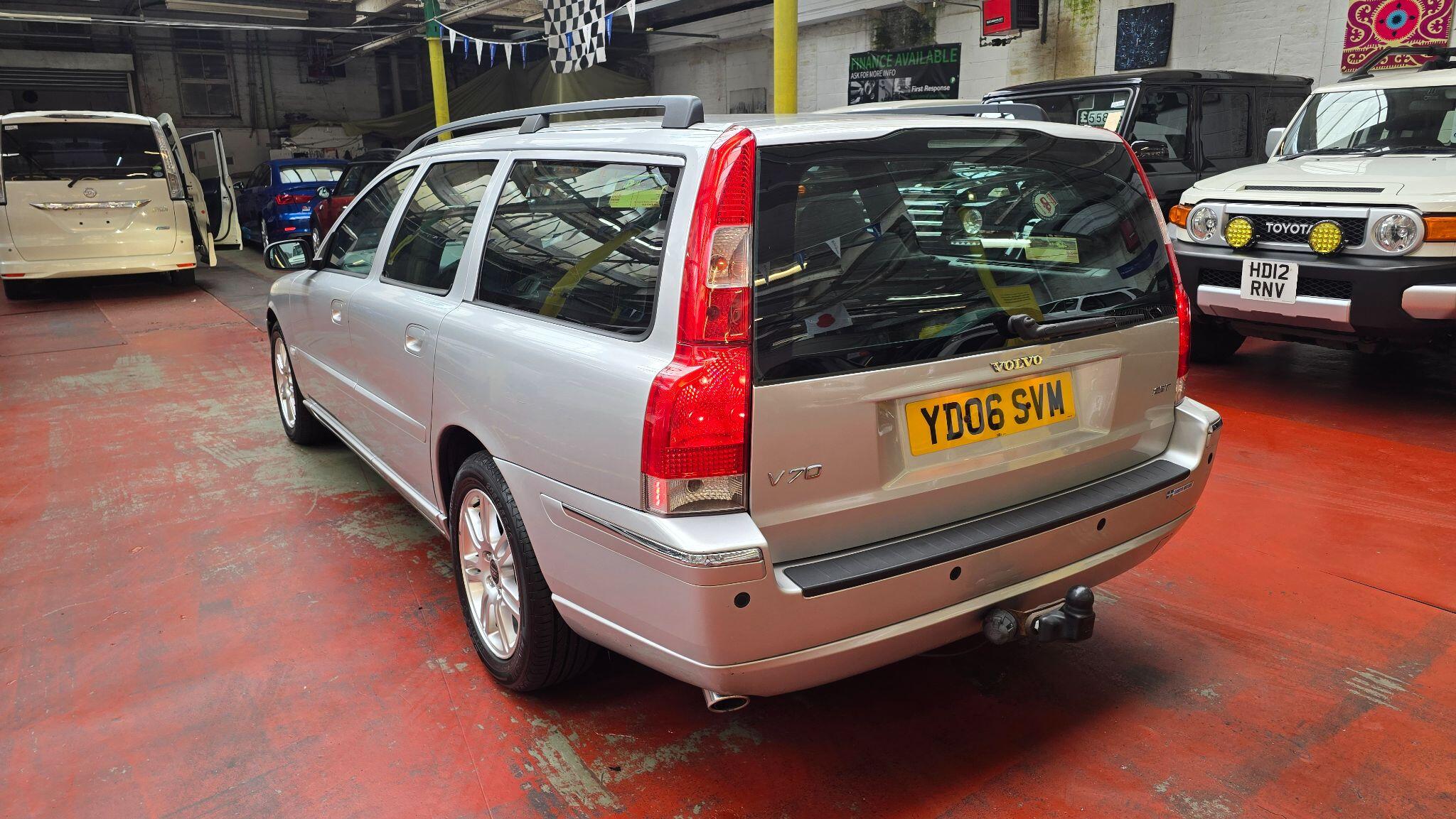 Volvo V70 view 21