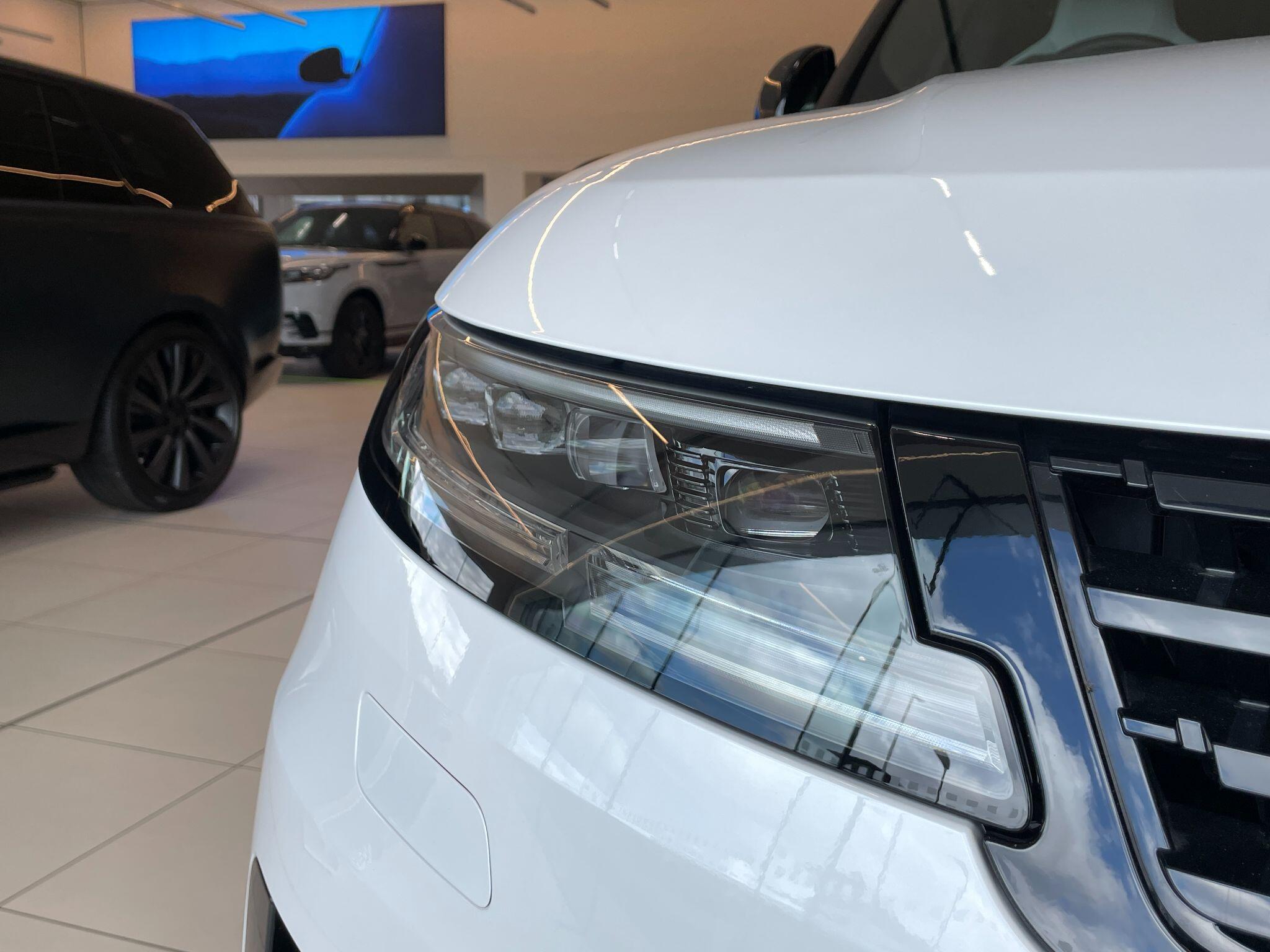 Land Rover Range Rover Sport view 35